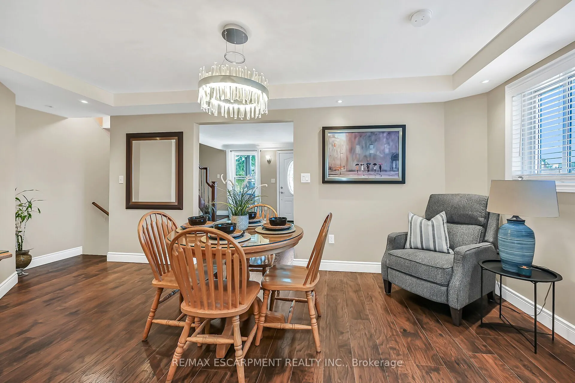 533 Cochrane Road