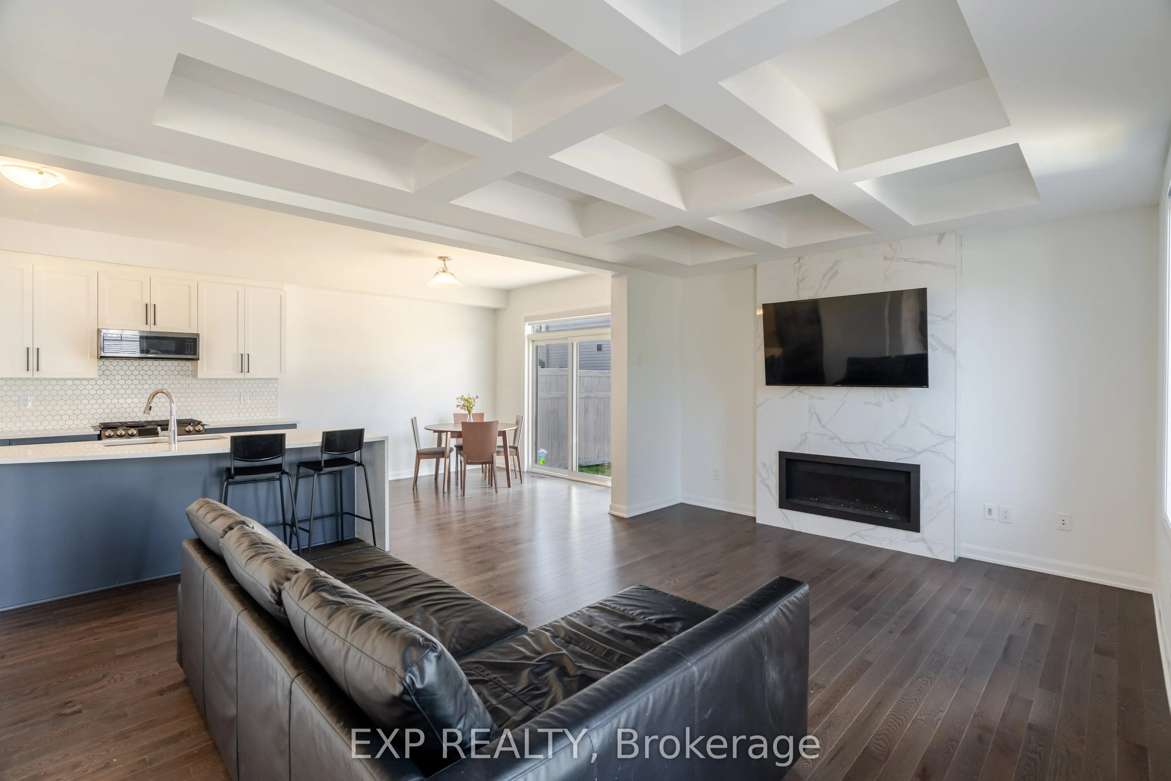 309 Cloyne Crescent