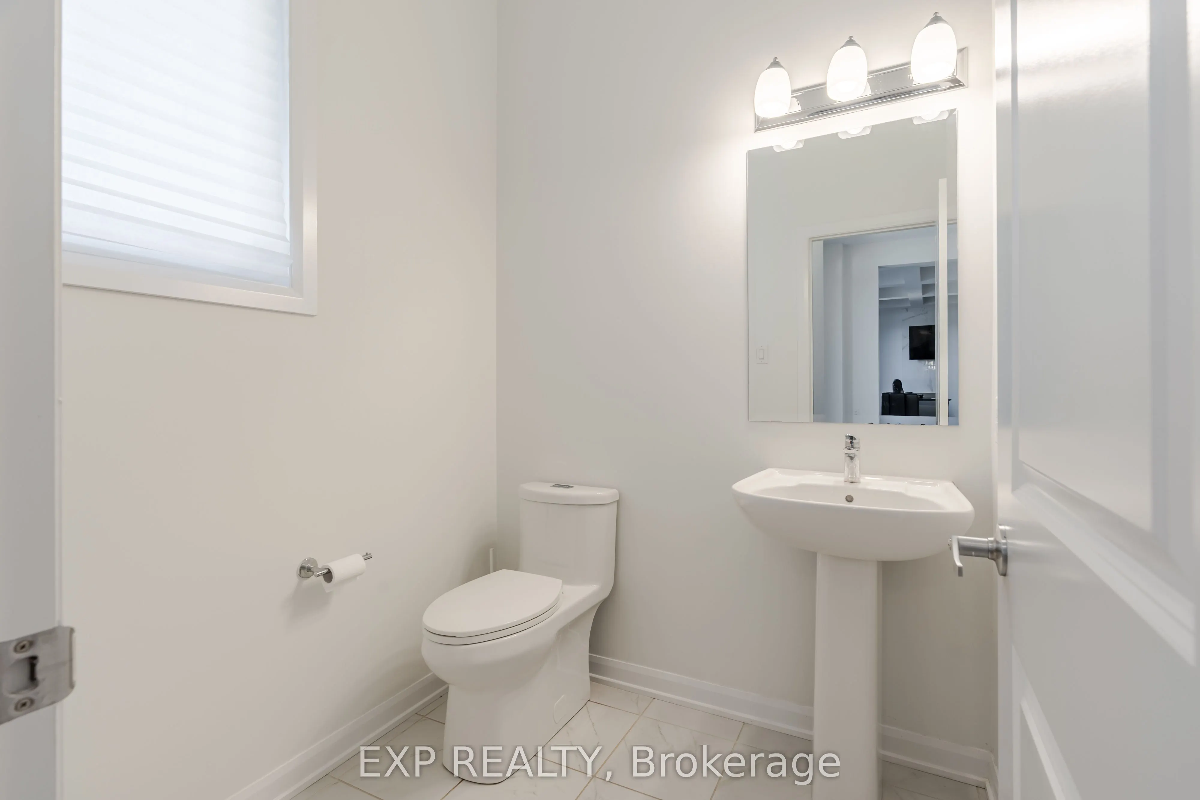 309 Cloyne Crescent