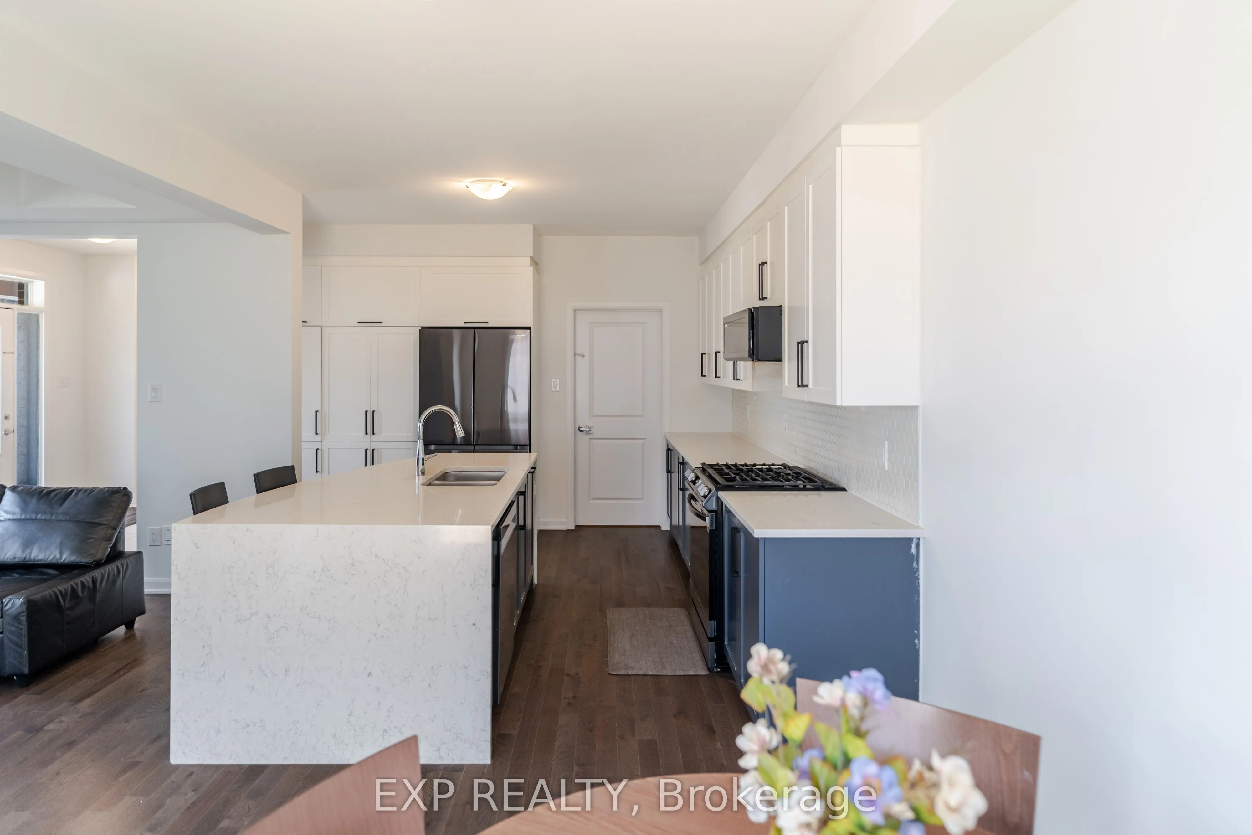 309 Cloyne Crescent