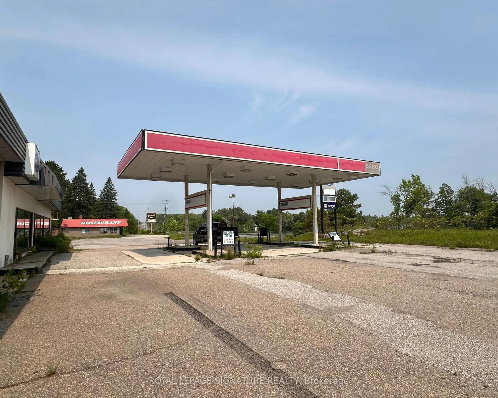 993 Lake Joseph Road