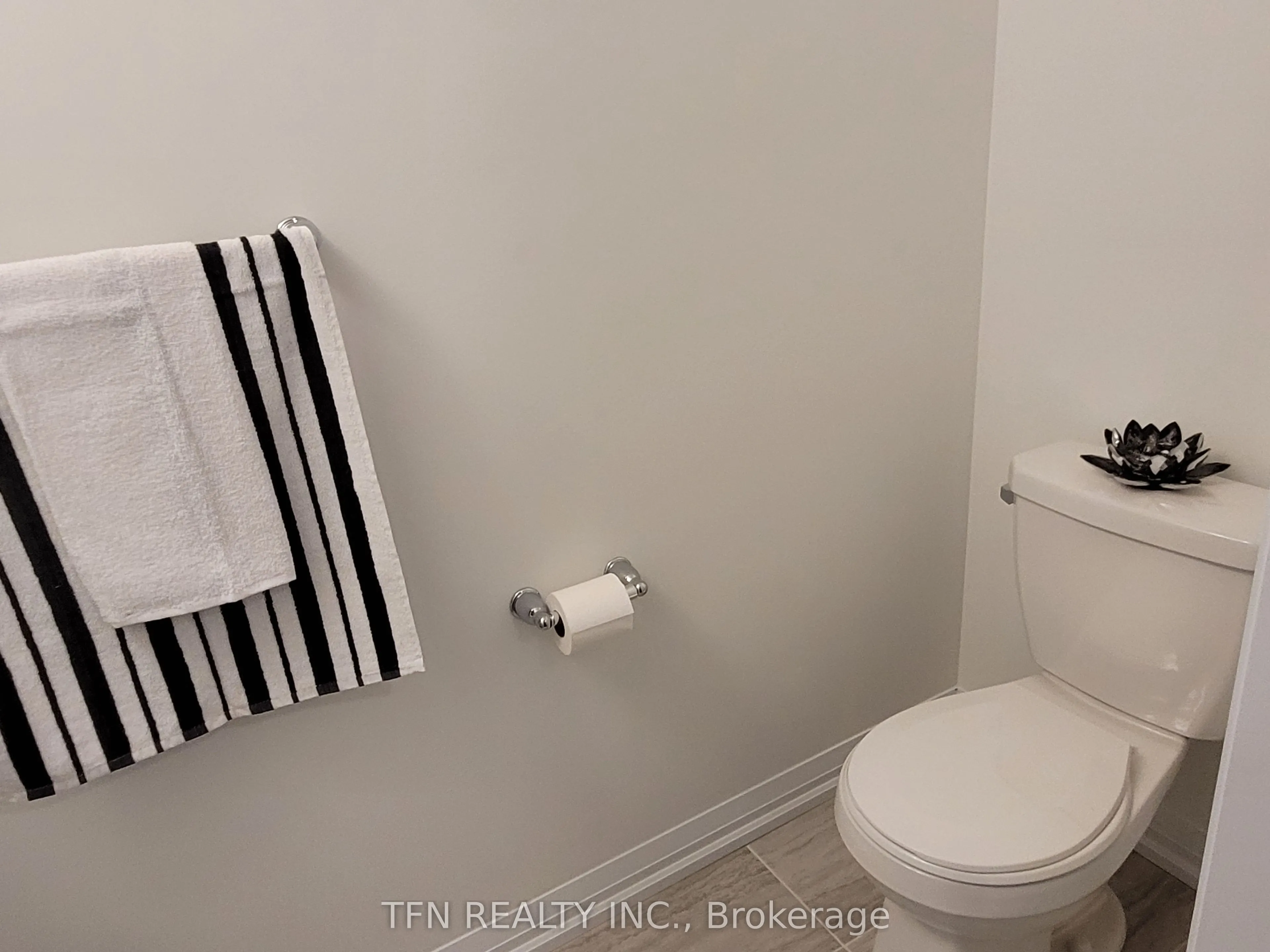 389 Conklin Road, #12
