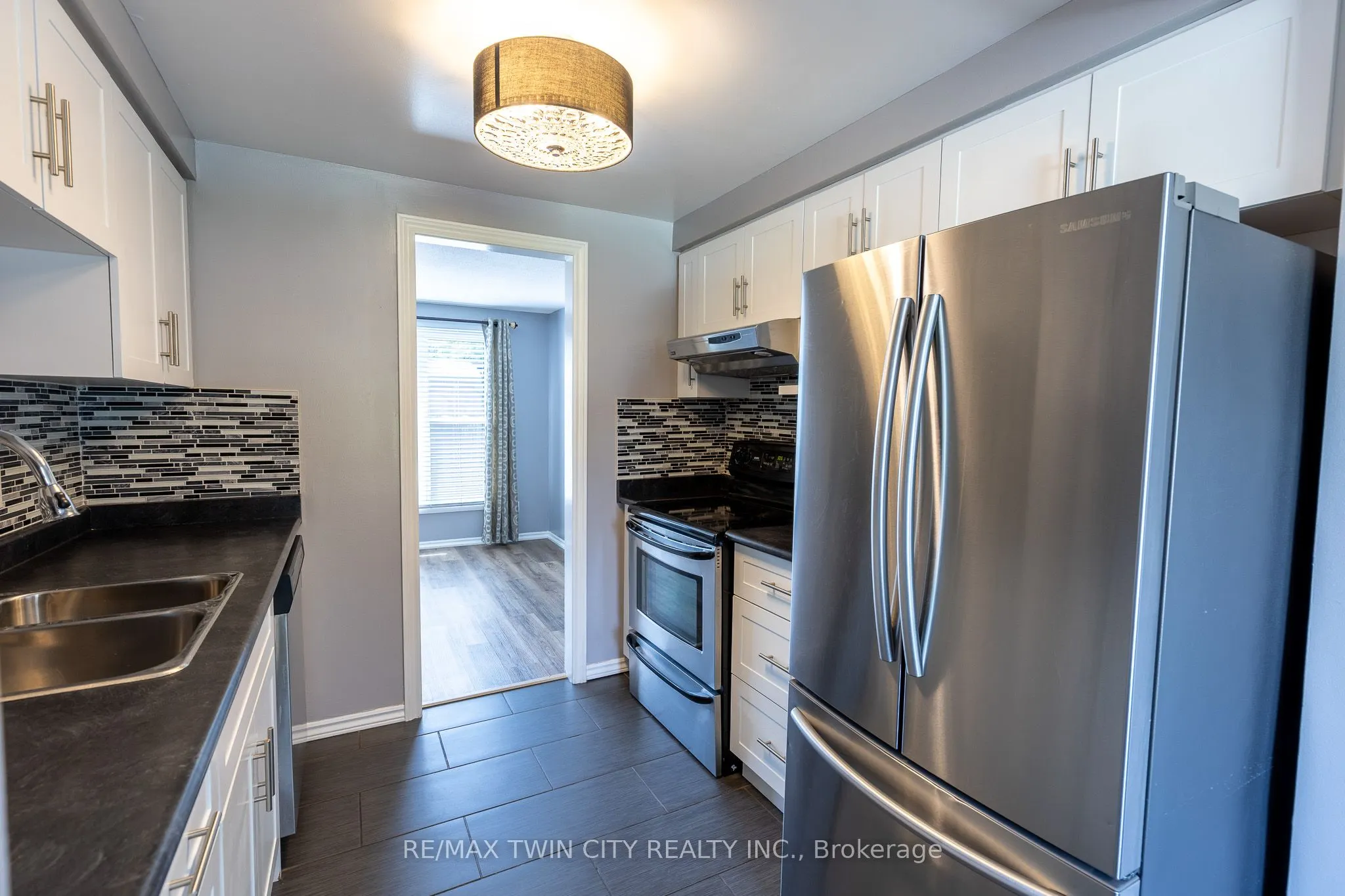 210 Glamis Road, #43