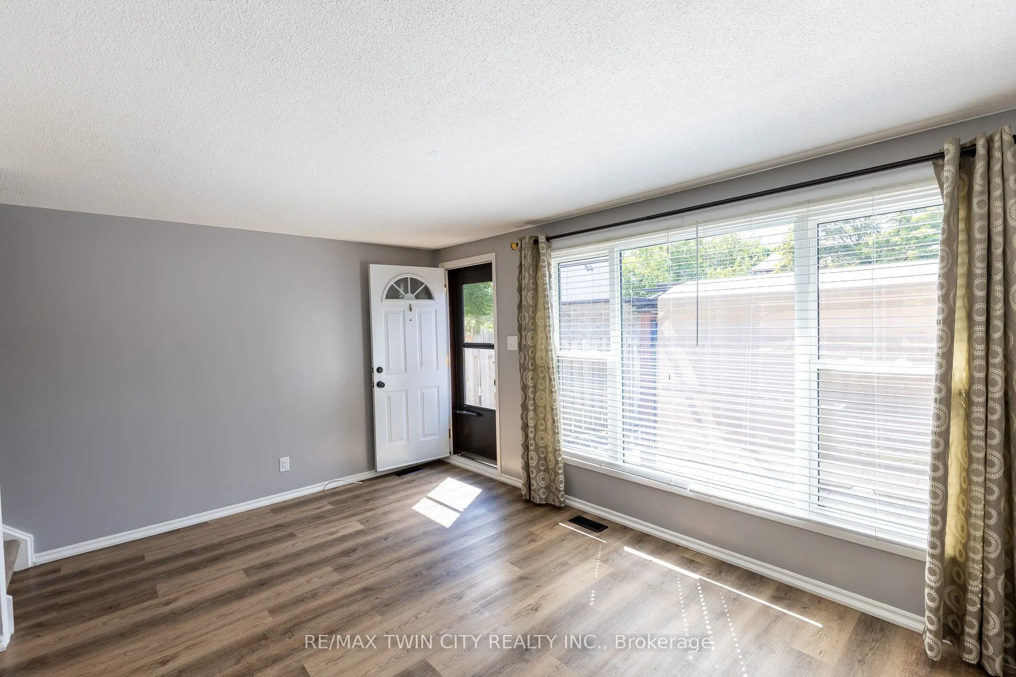 210 Glamis Road, #43