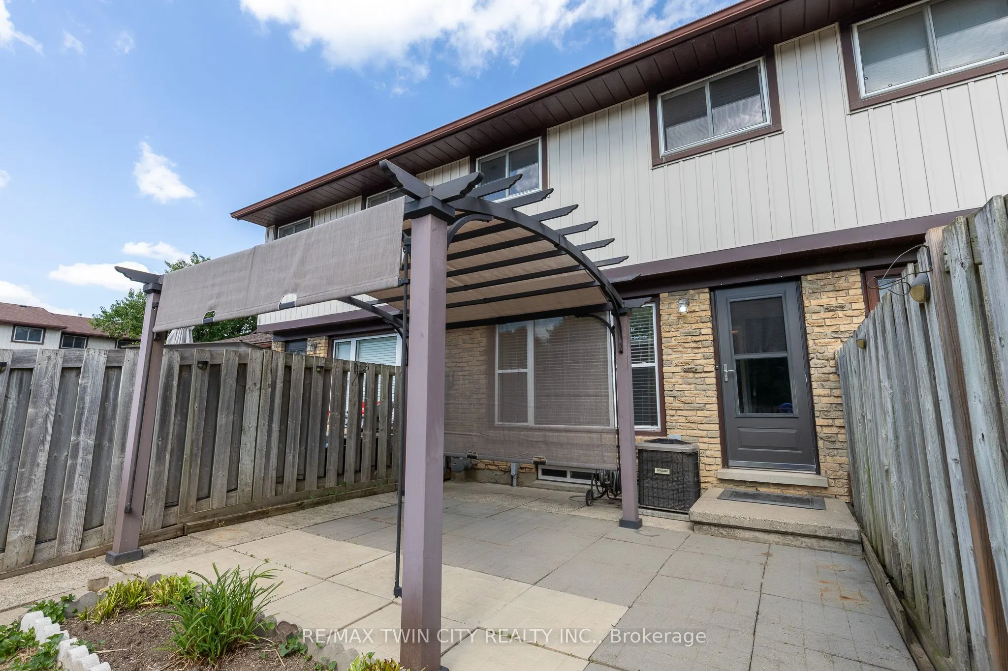 210 Glamis Road, #43