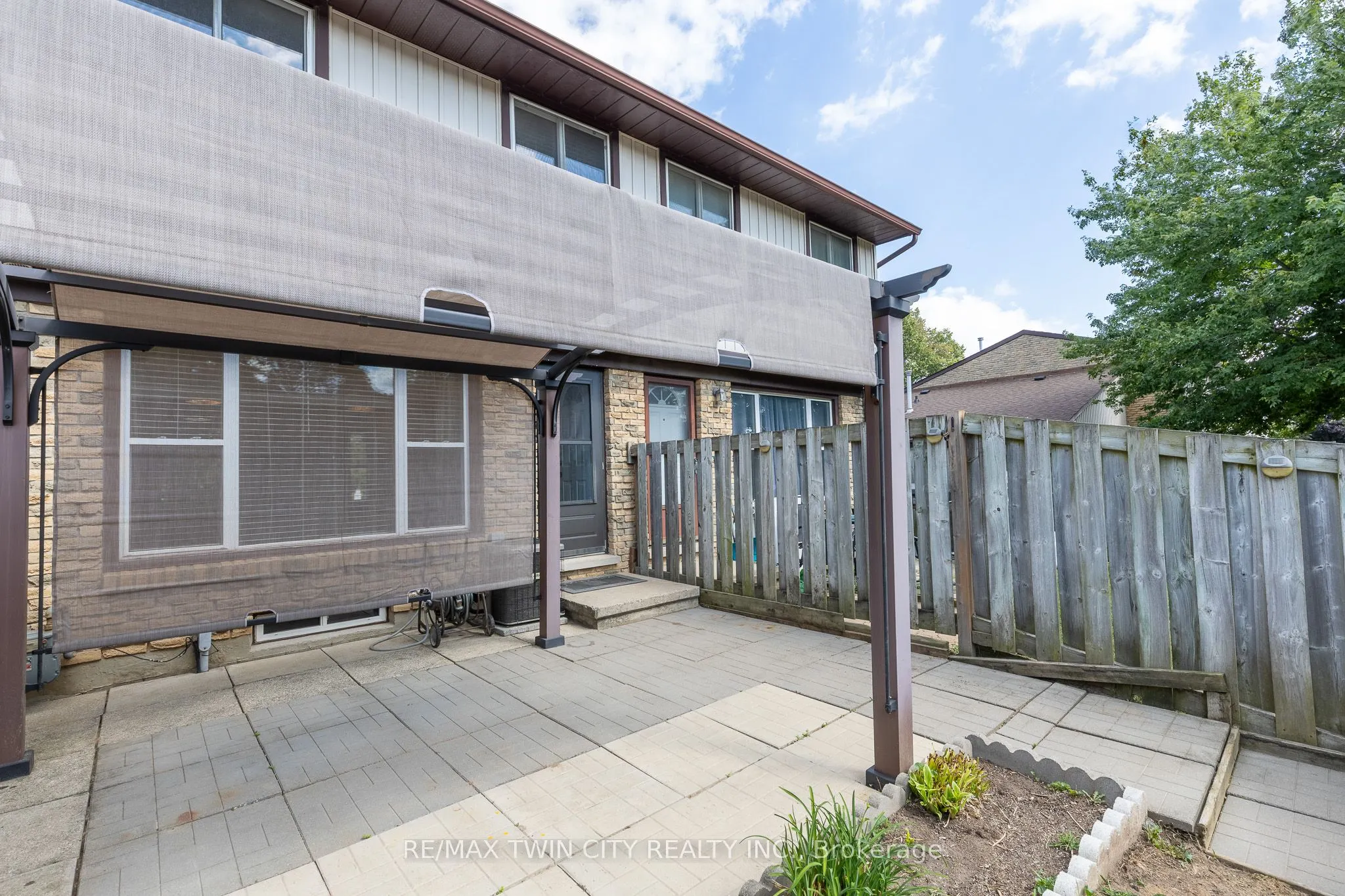 210 Glamis Road, #43