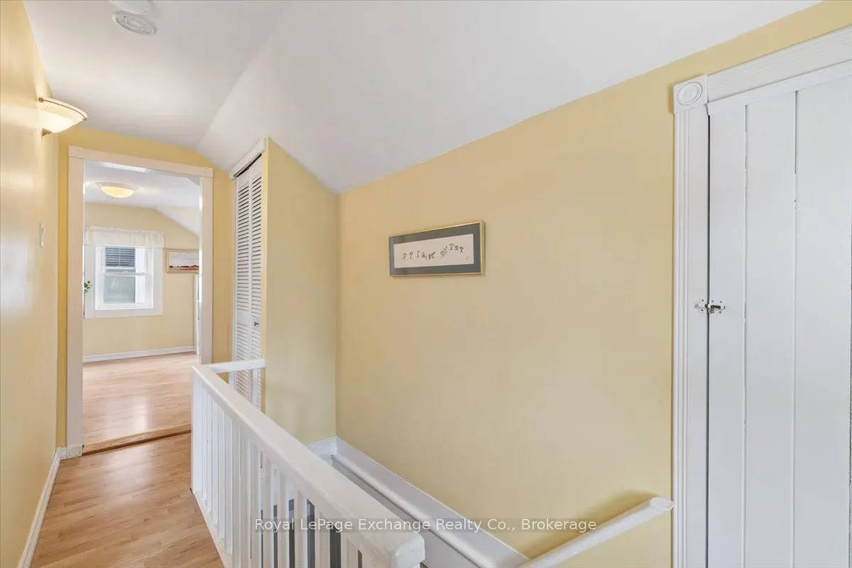 40 Grosvenor Street S