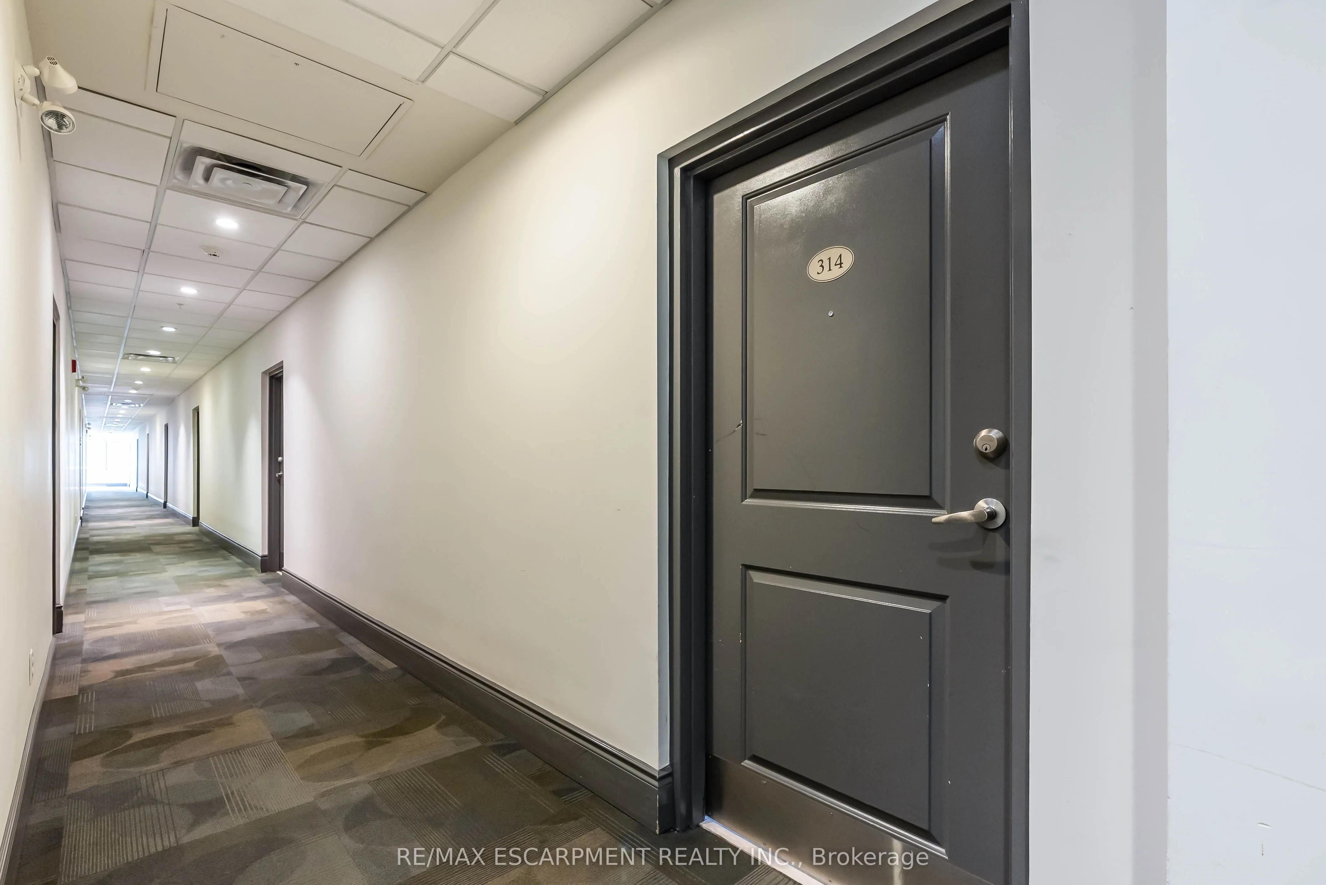 95 WILSON Street W, #314