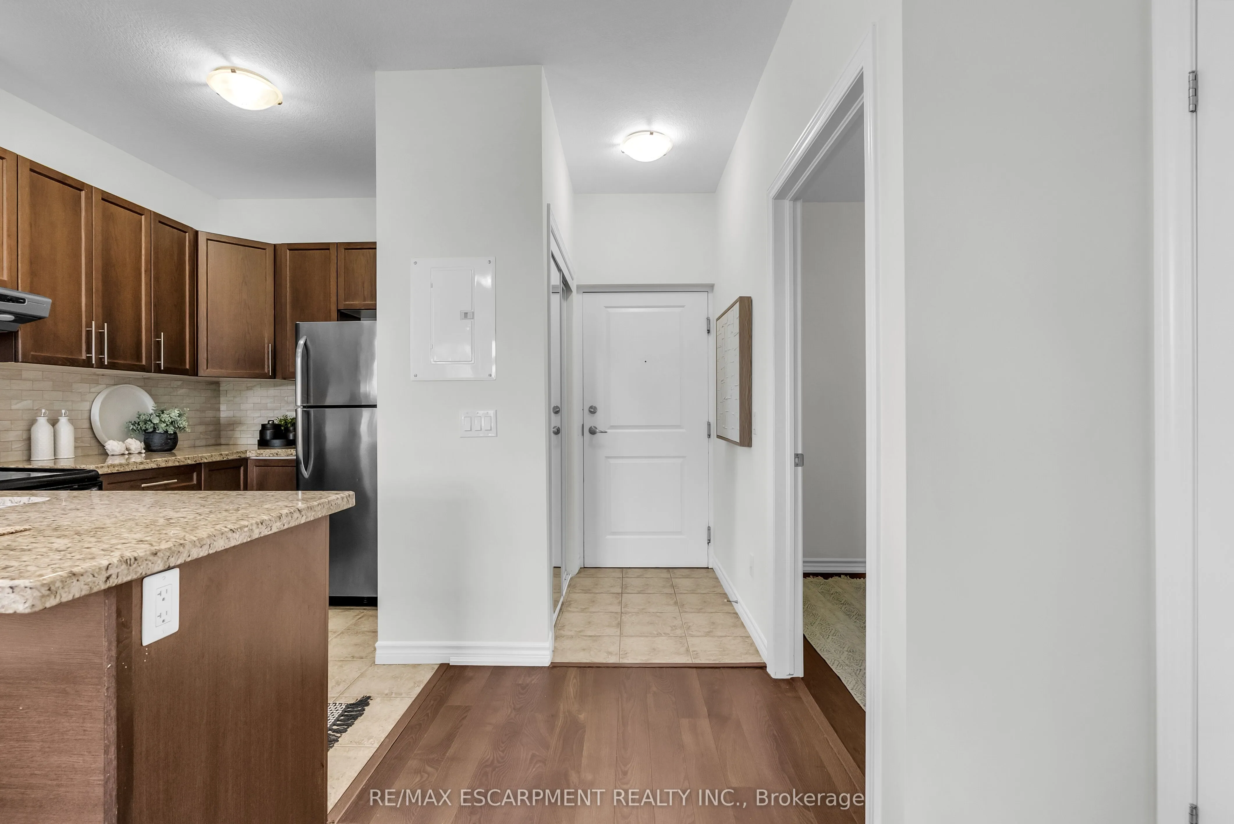 95 WILSON Street W, #314