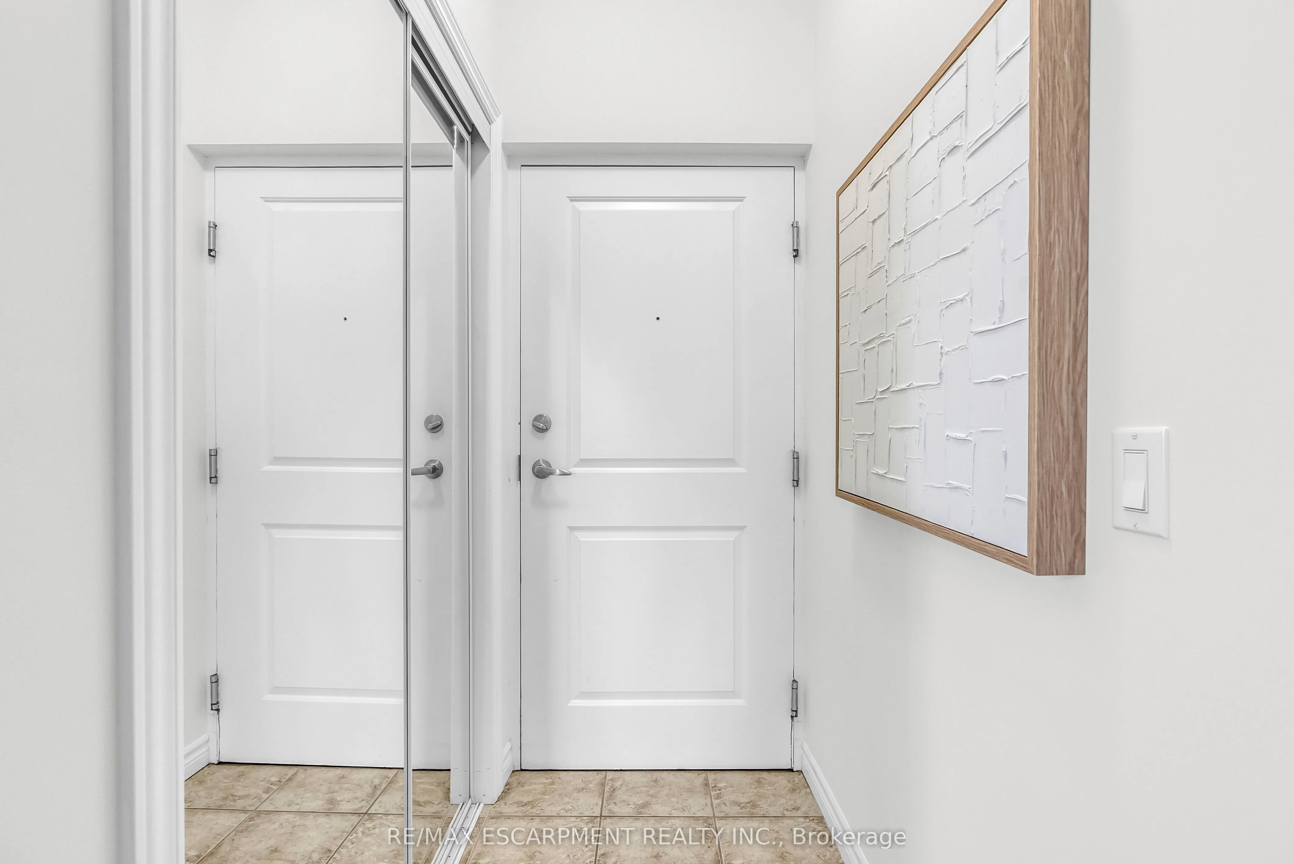 95 WILSON Street W, #314