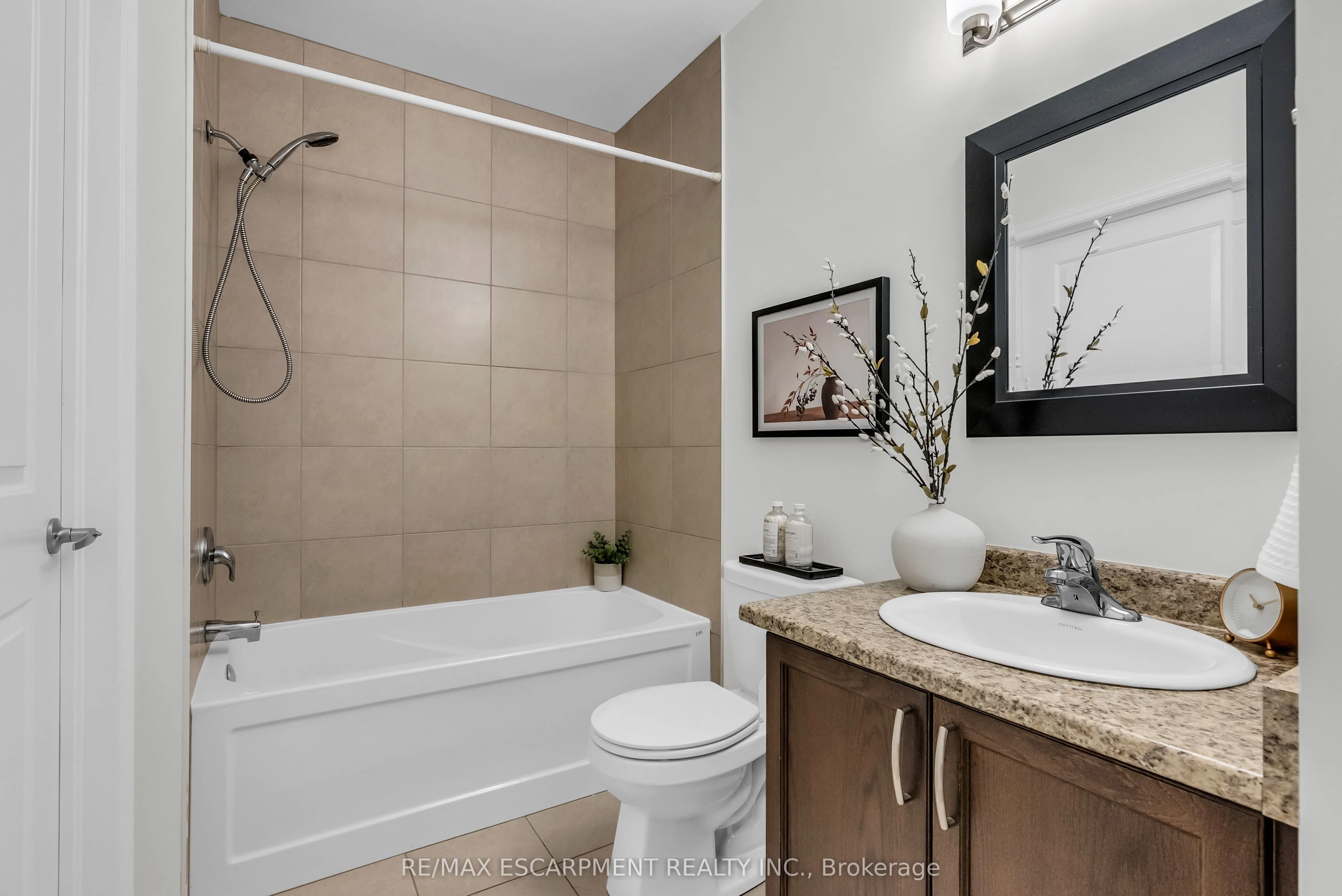 95 WILSON Street W, #314