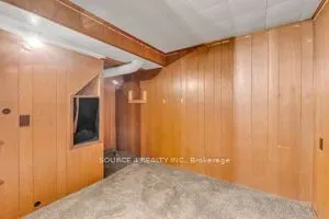 35 Vista Crescent