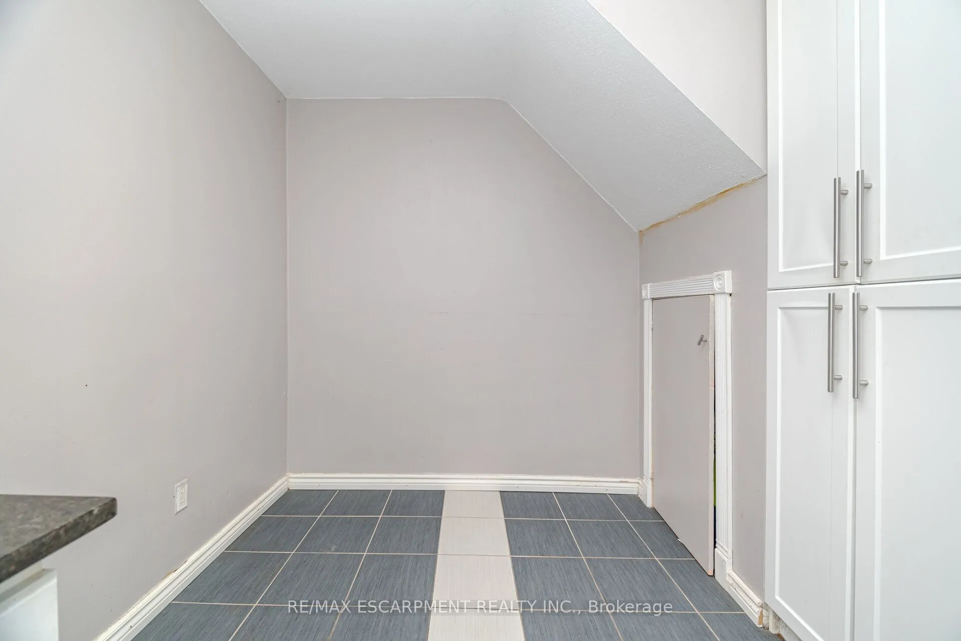 15 Albright Road, #14