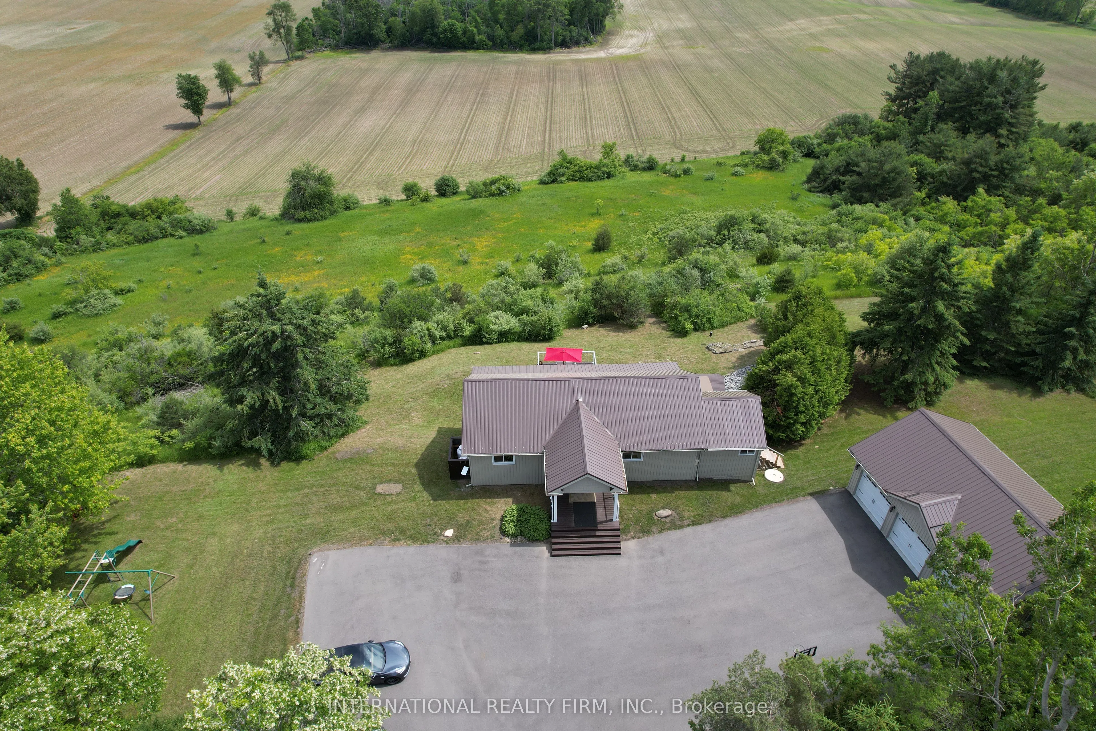 8309 Oak Ridges Drive