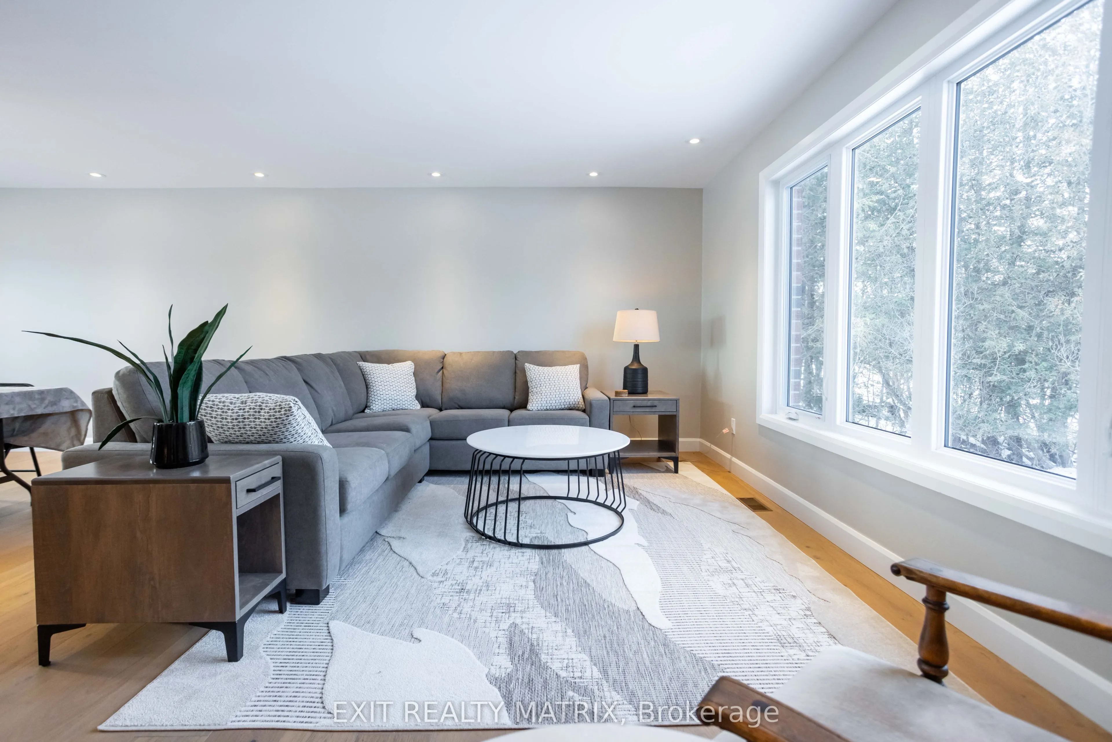 2418 Rideau Road