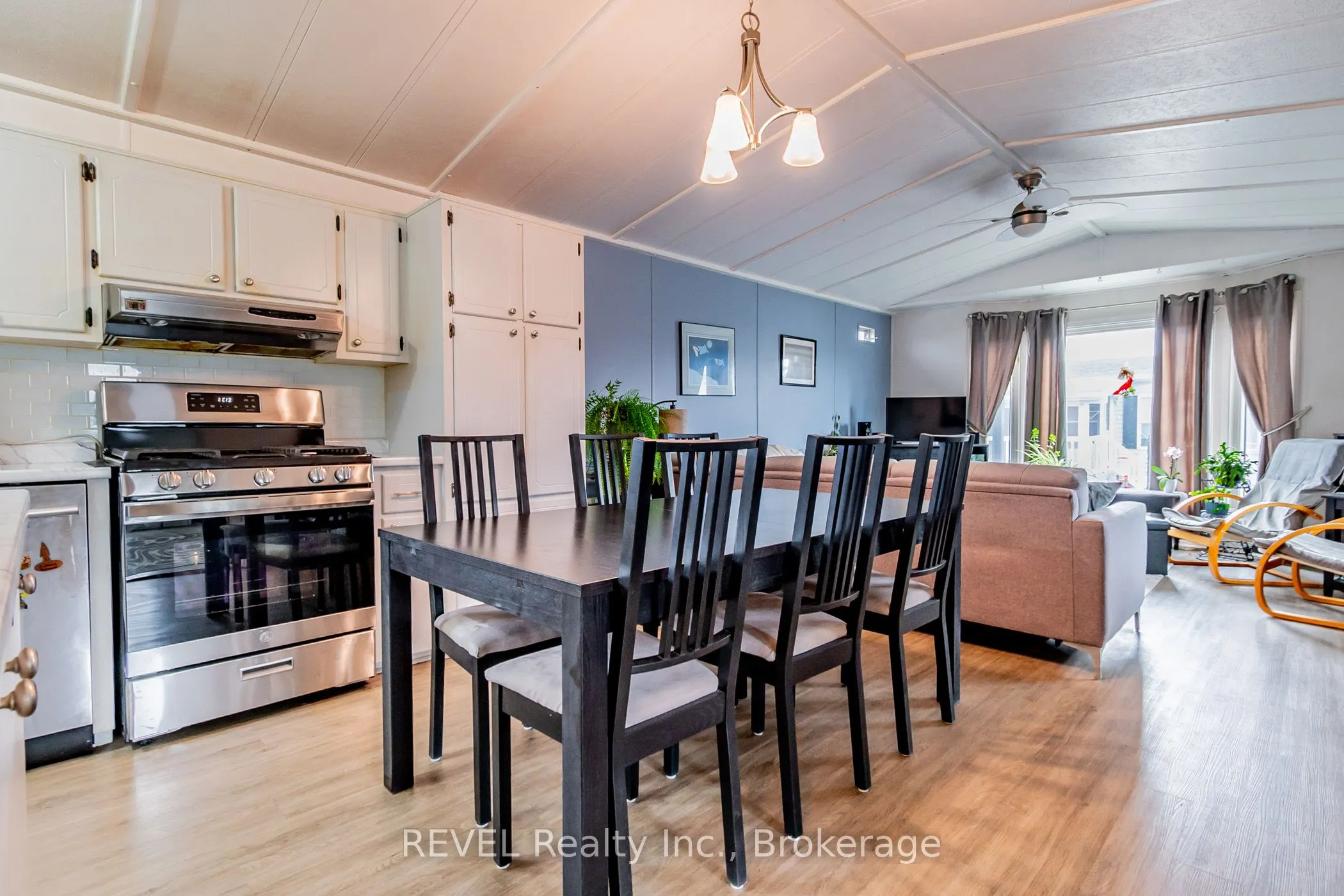 3033 Townline Road, #115