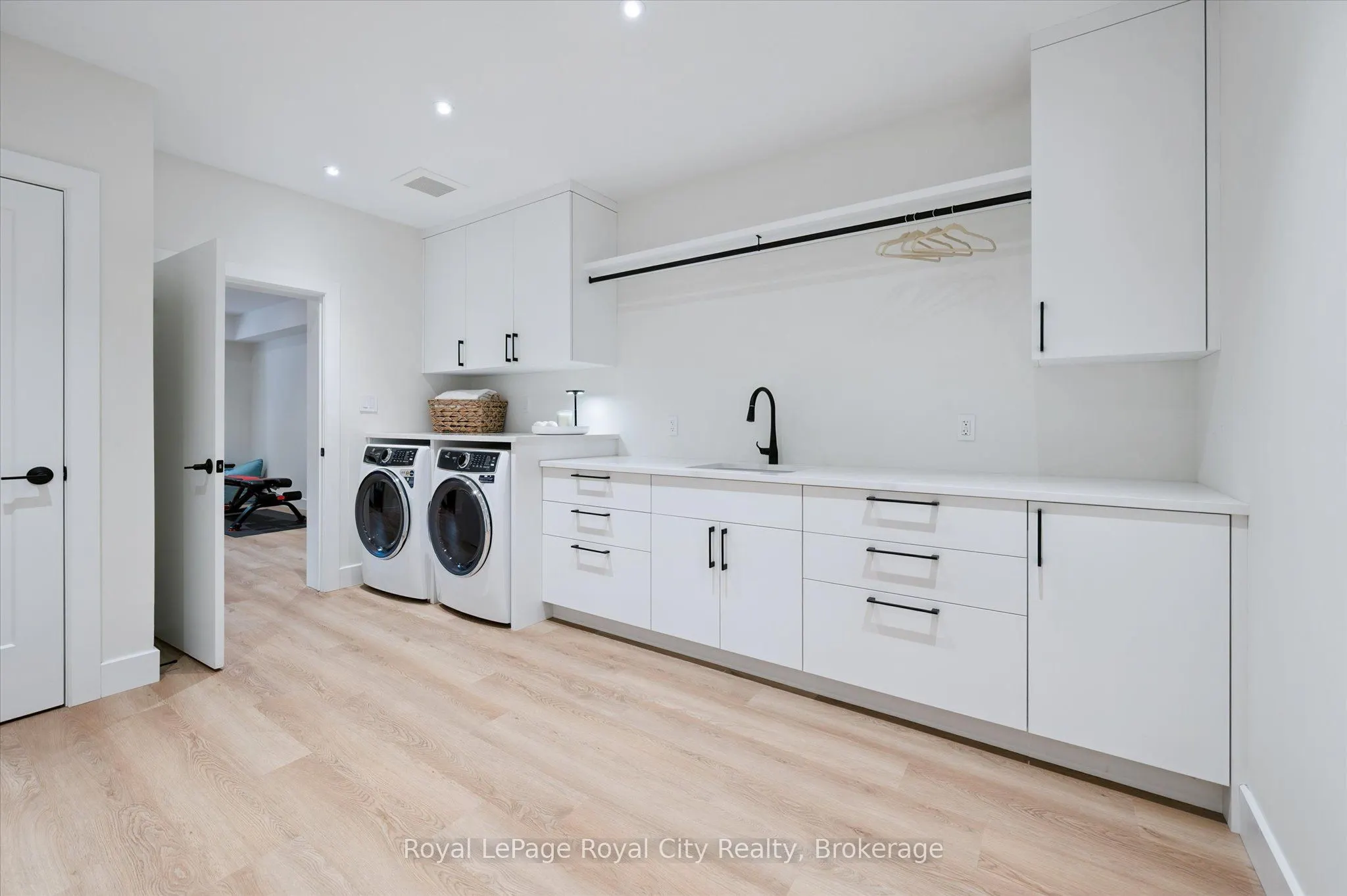 15 Farnham Road