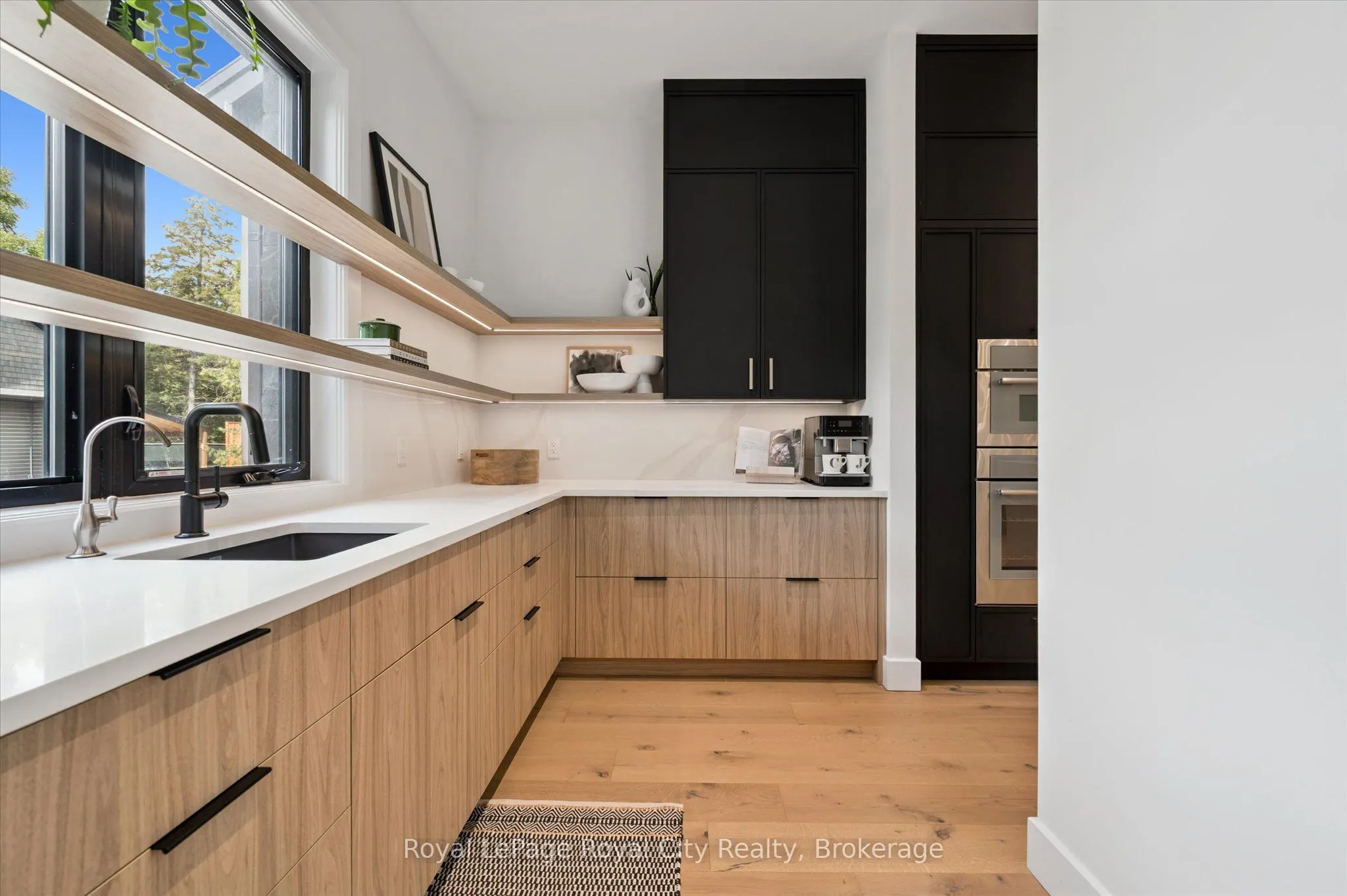 15 Farnham Road