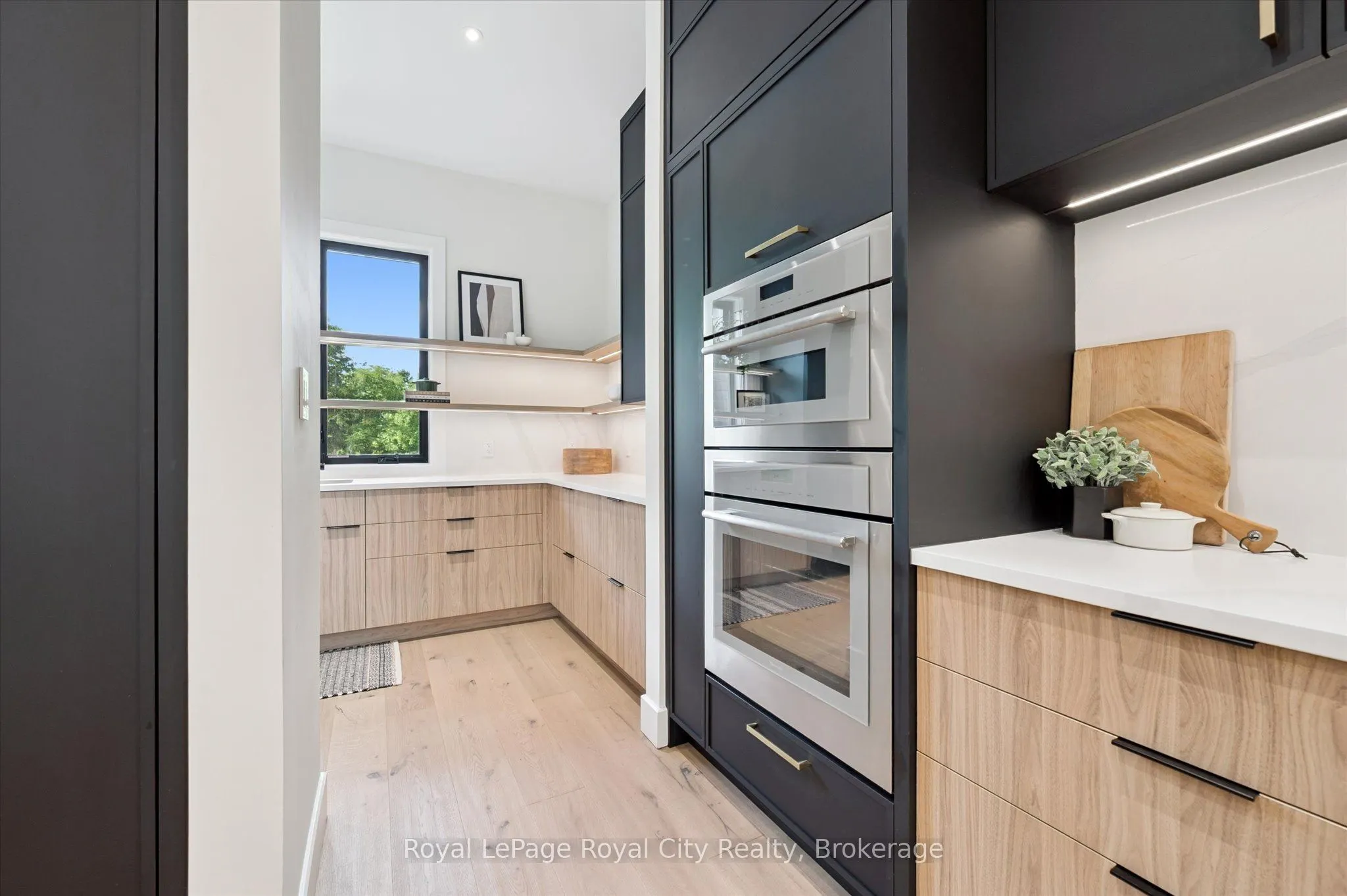 15 Farnham Road