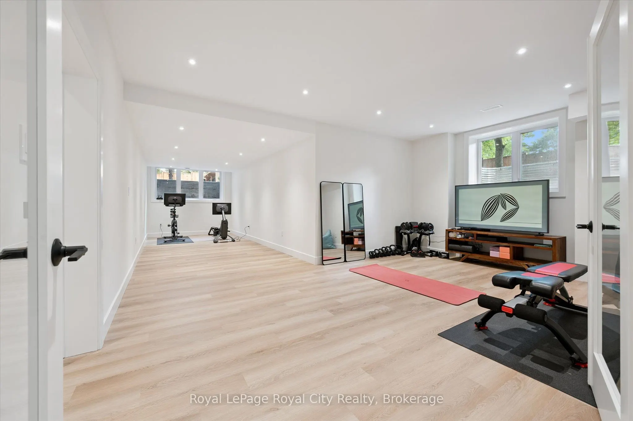 15 Farnham Road