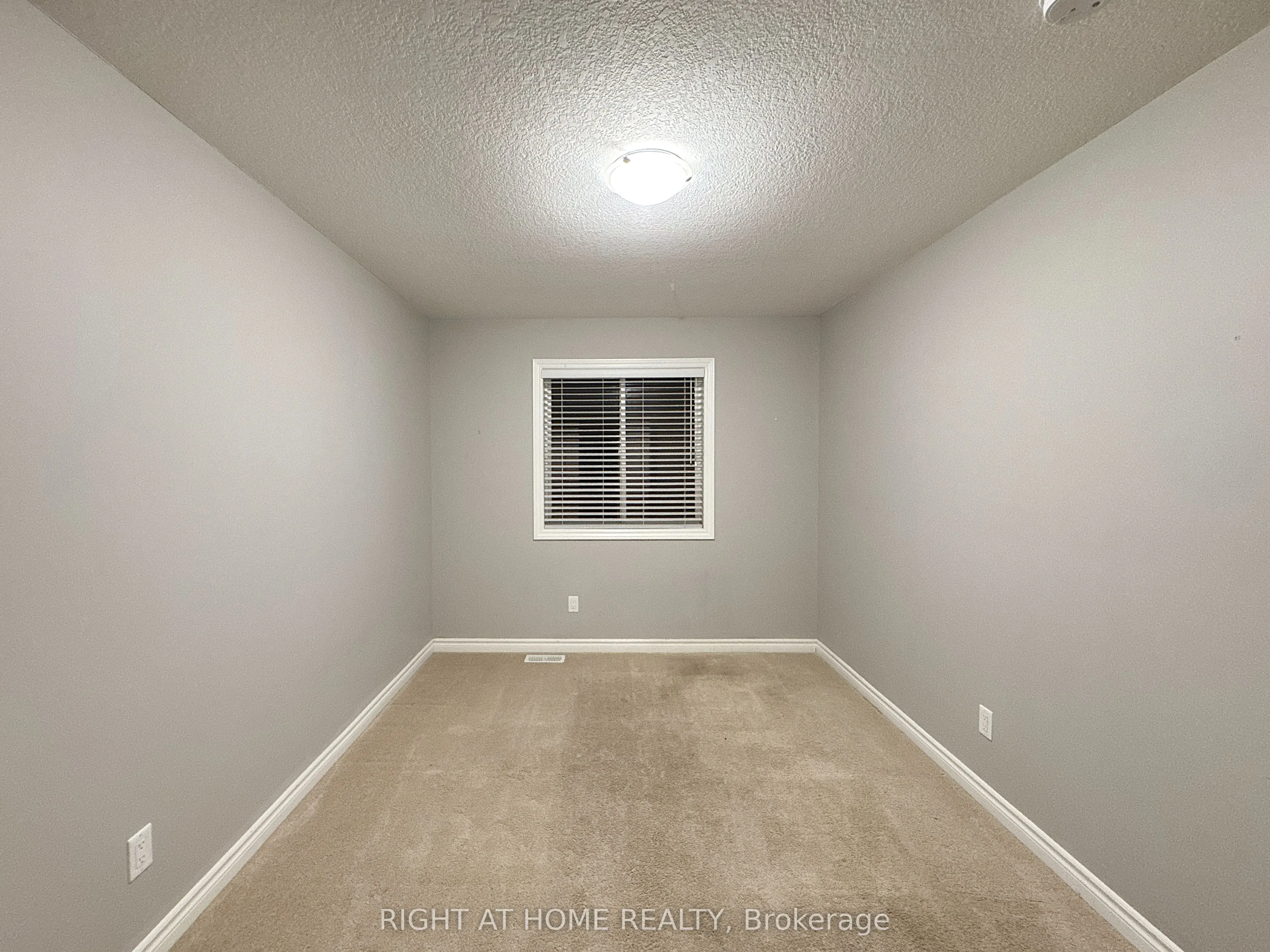 635 Saginaw Parkway, #87