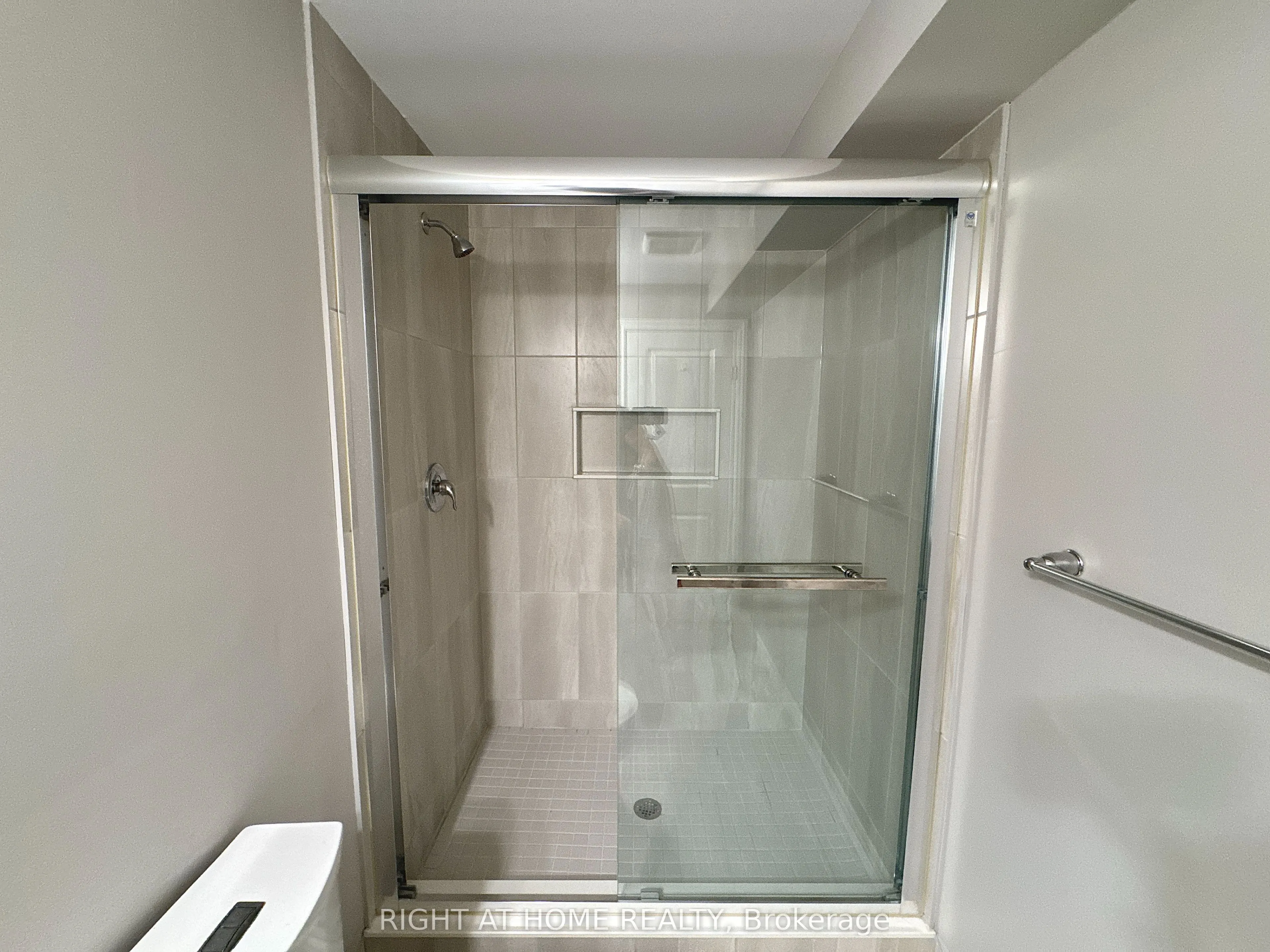 635 Saginaw Parkway, #87