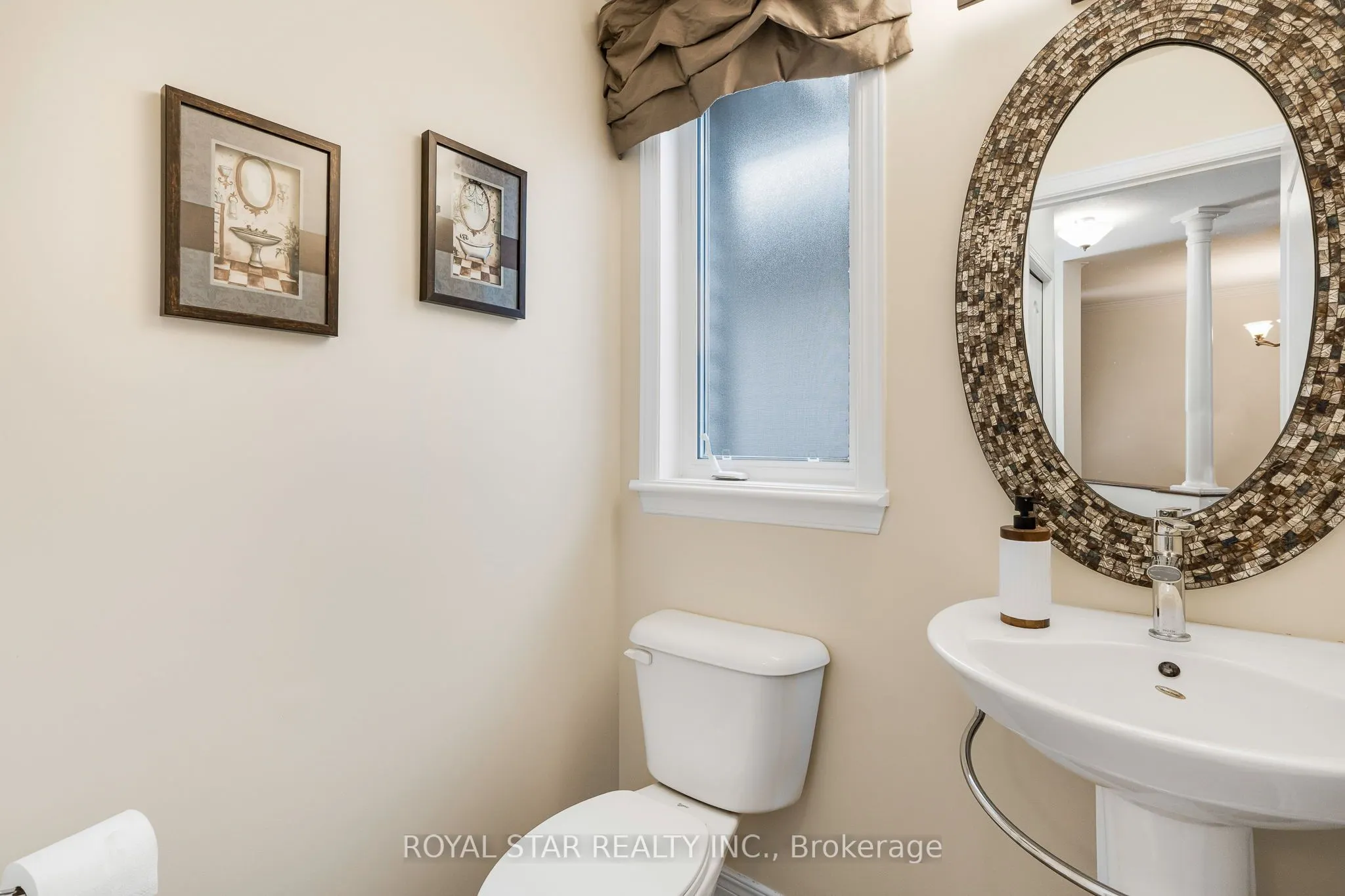 846 Feather Moss Way