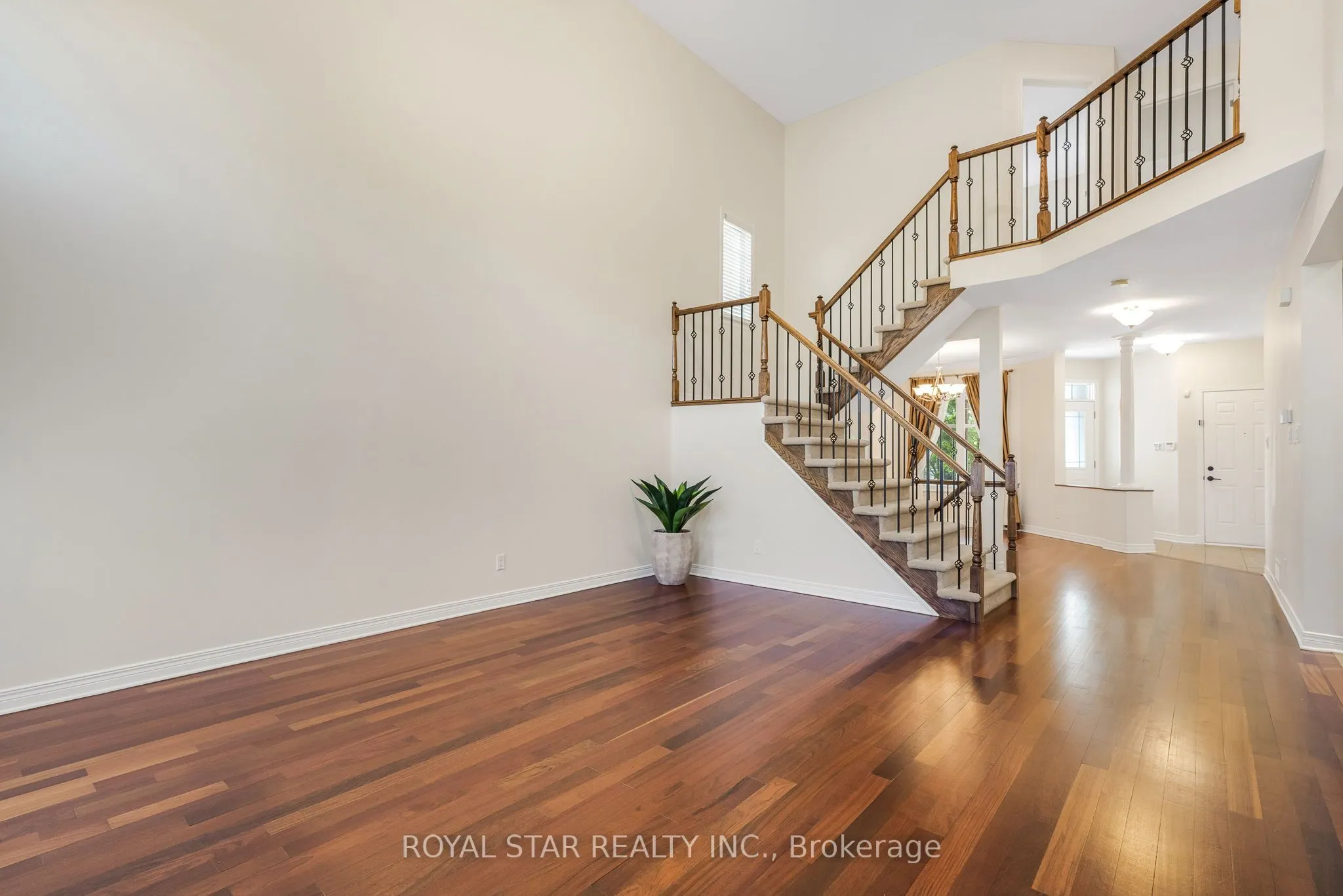 846 Feather Moss Way