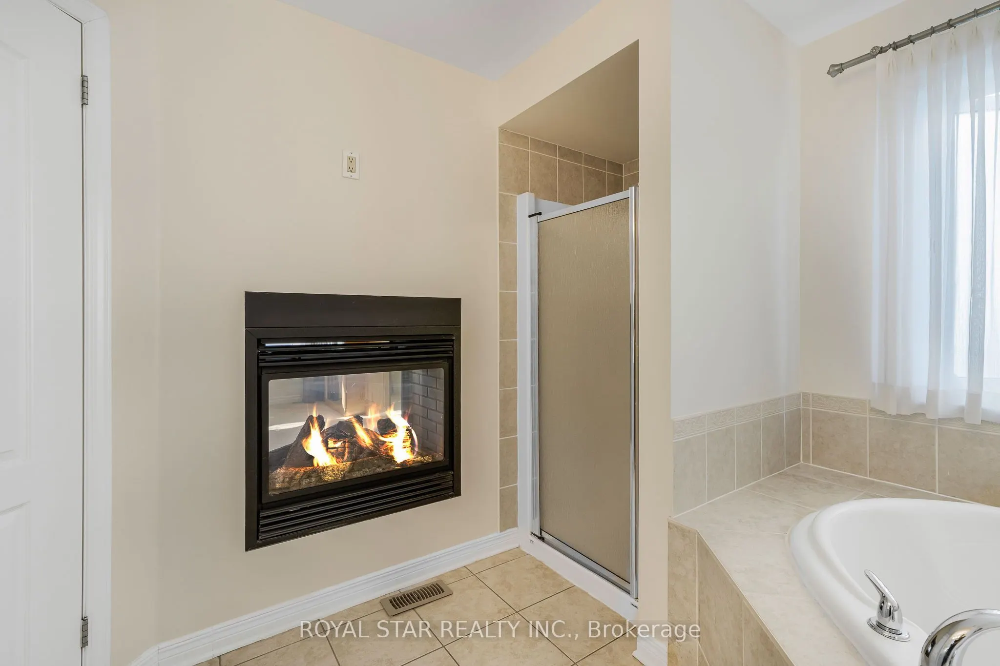 846 Feather Moss Way