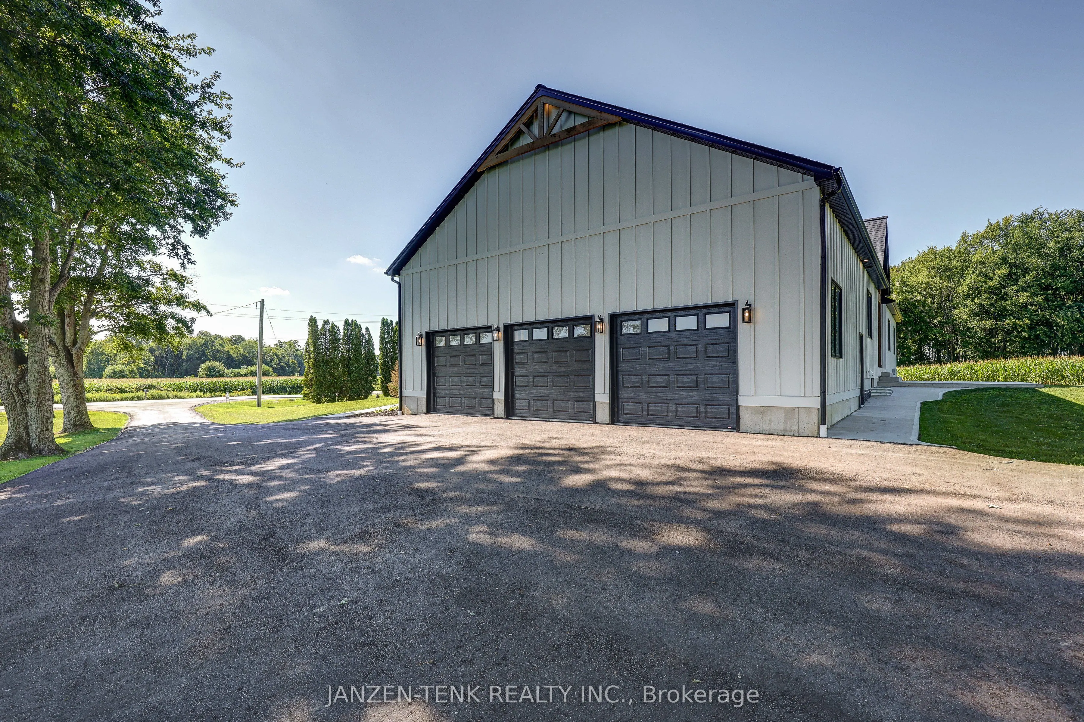 2946 Norfolk Cty Rd 23 Road