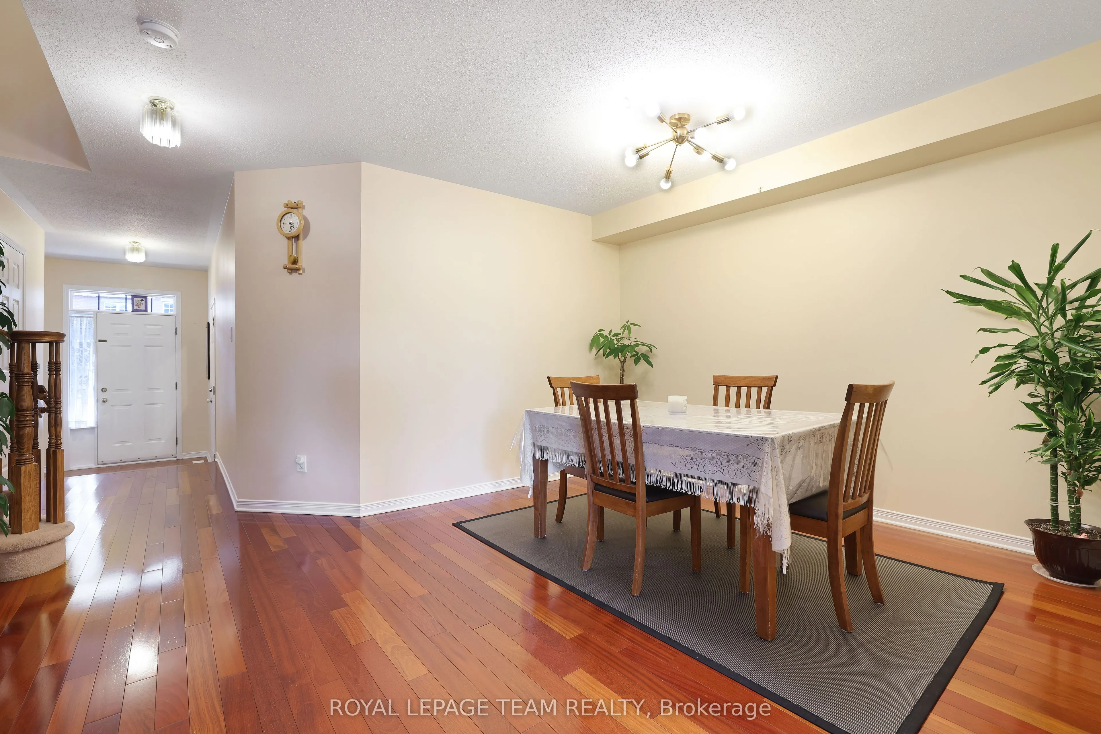 144 Deercroft Avenue
