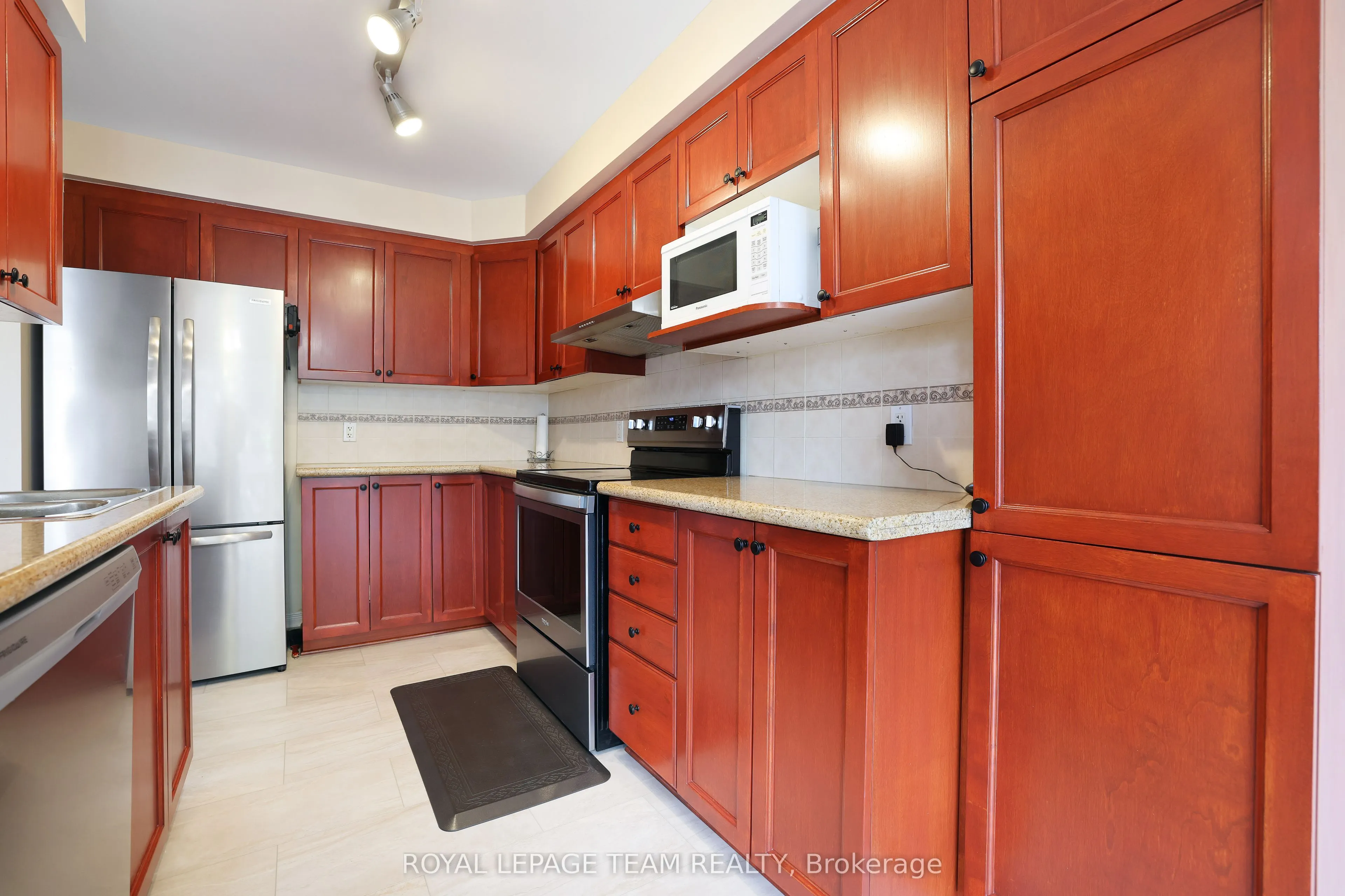 144 Deercroft Avenue