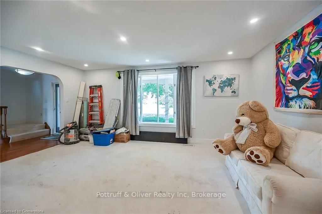 30 Carriage Road