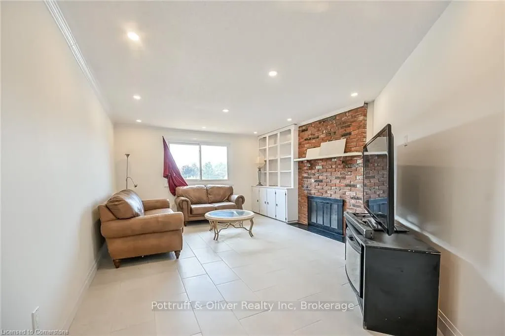 30 Carriage Road