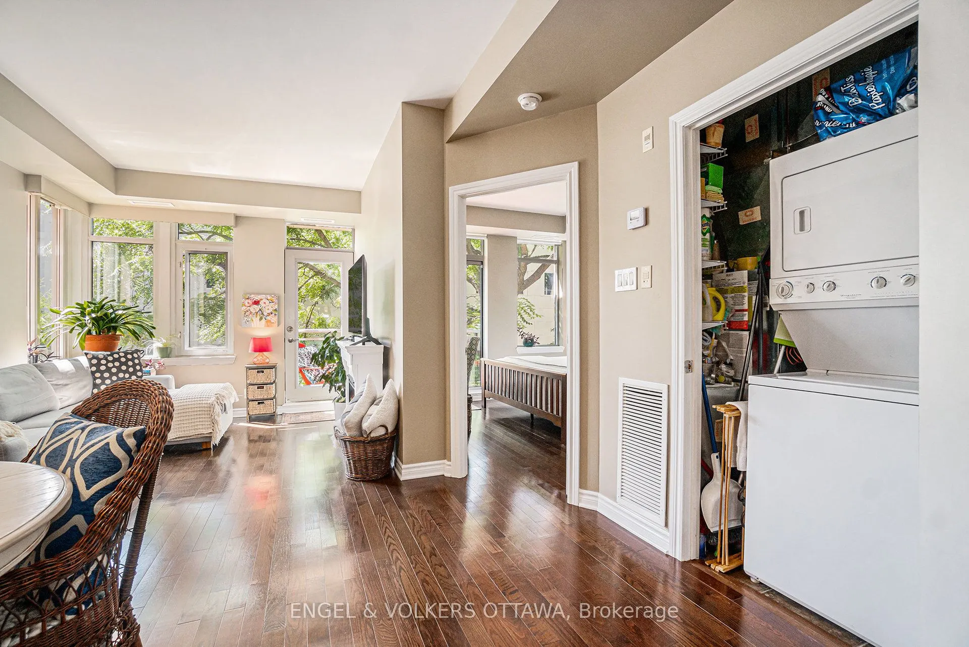 205 Bolton Street, #225