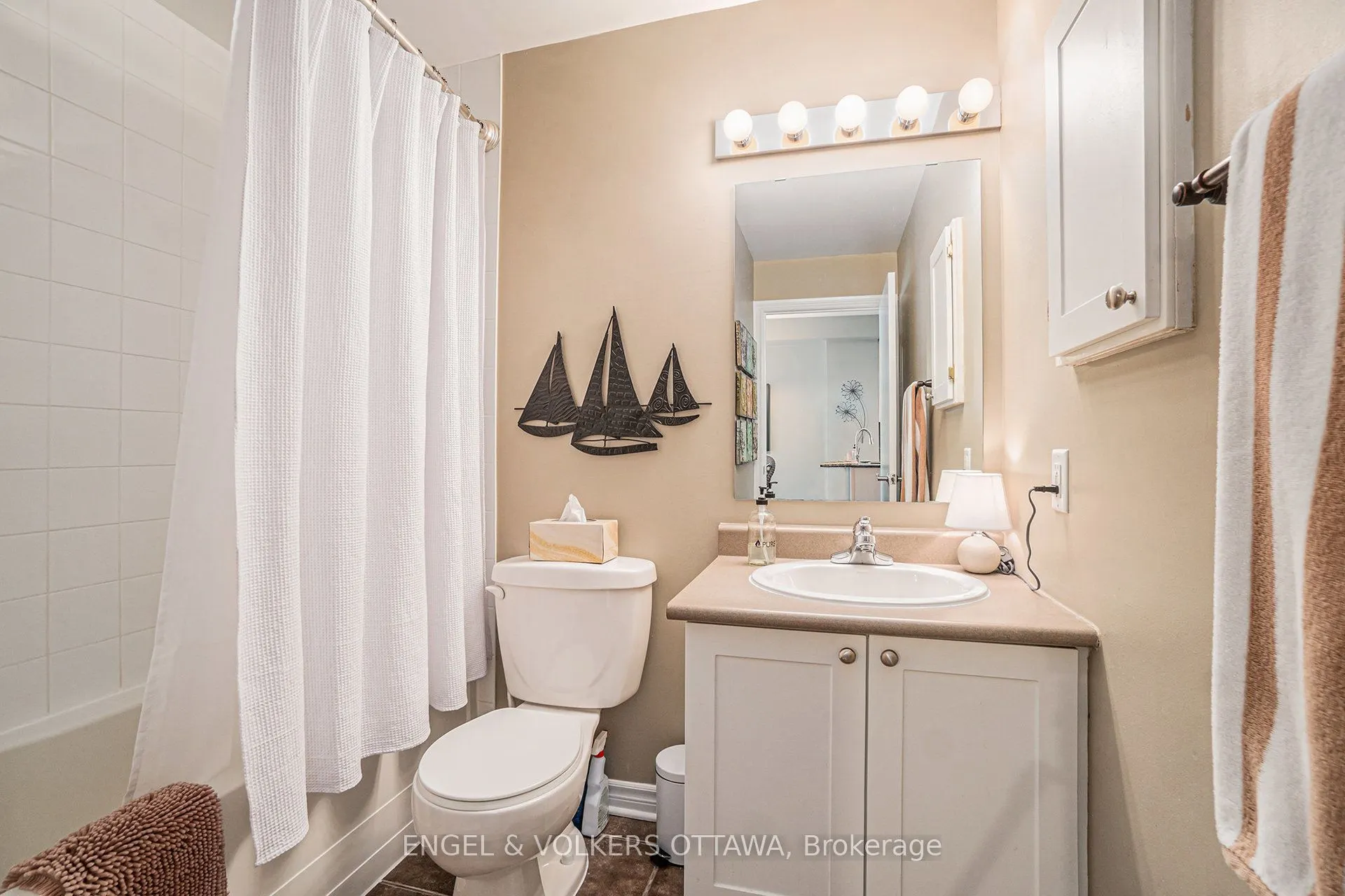 205 Bolton Street, #225