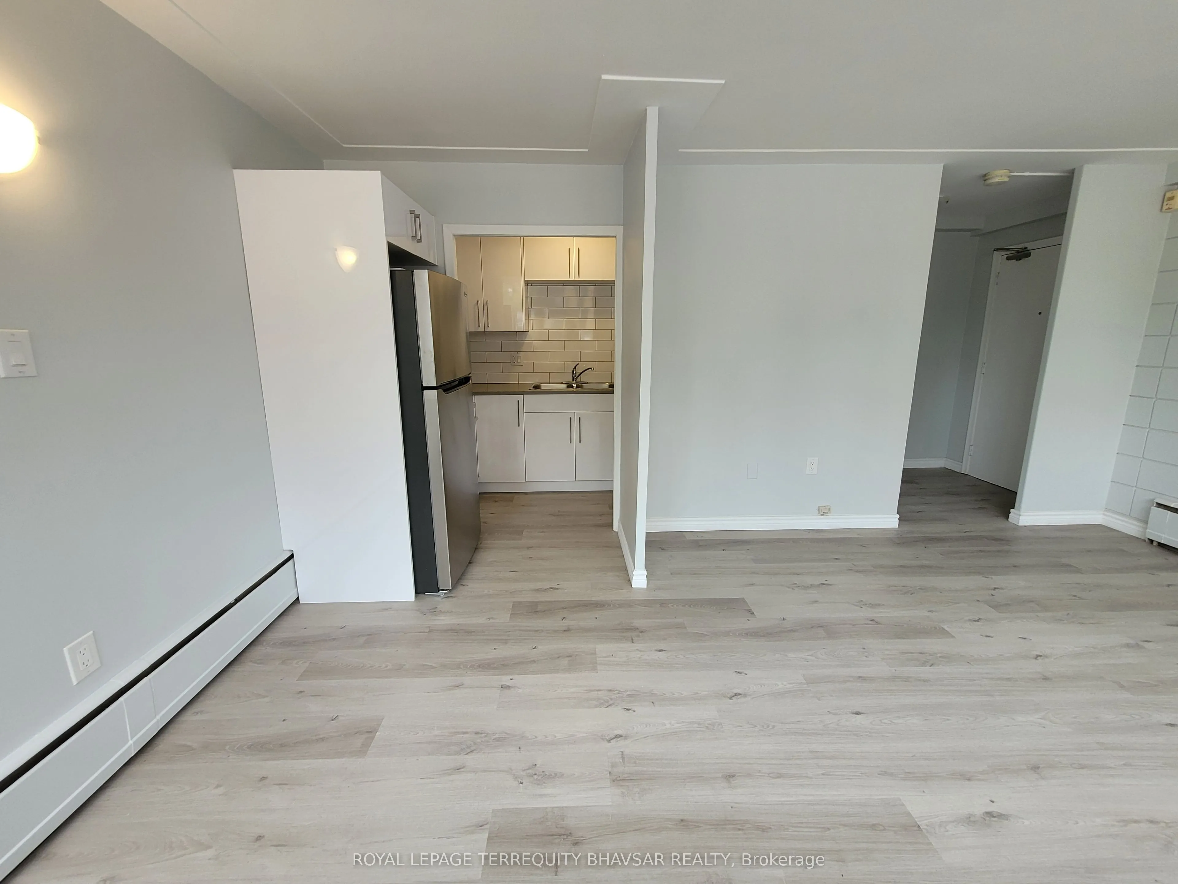 521 Park Street, #1