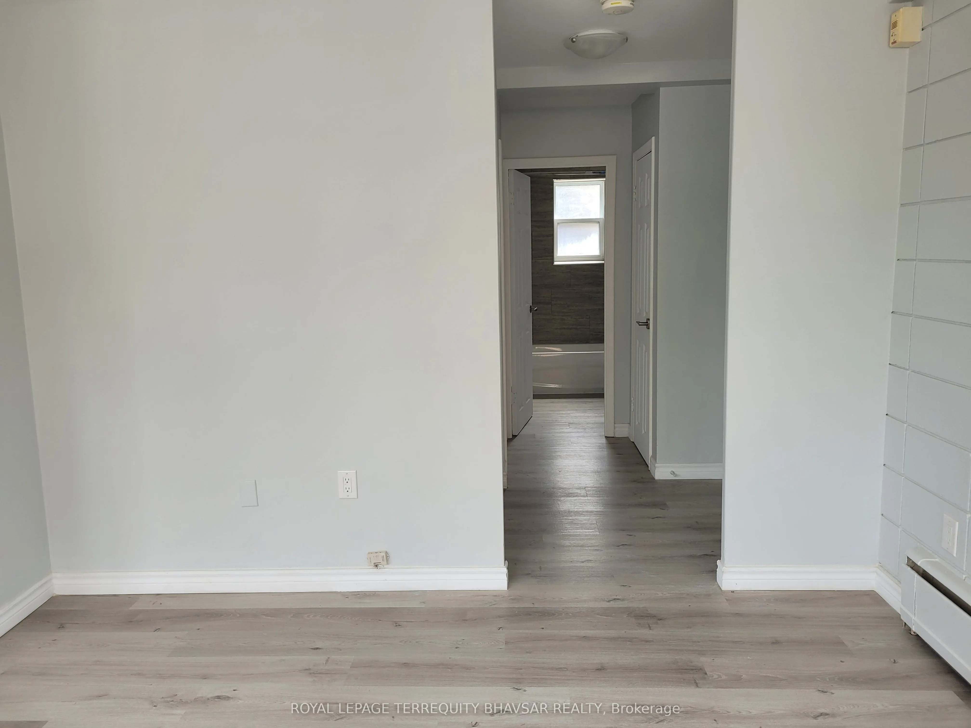 521 Park Street, #1