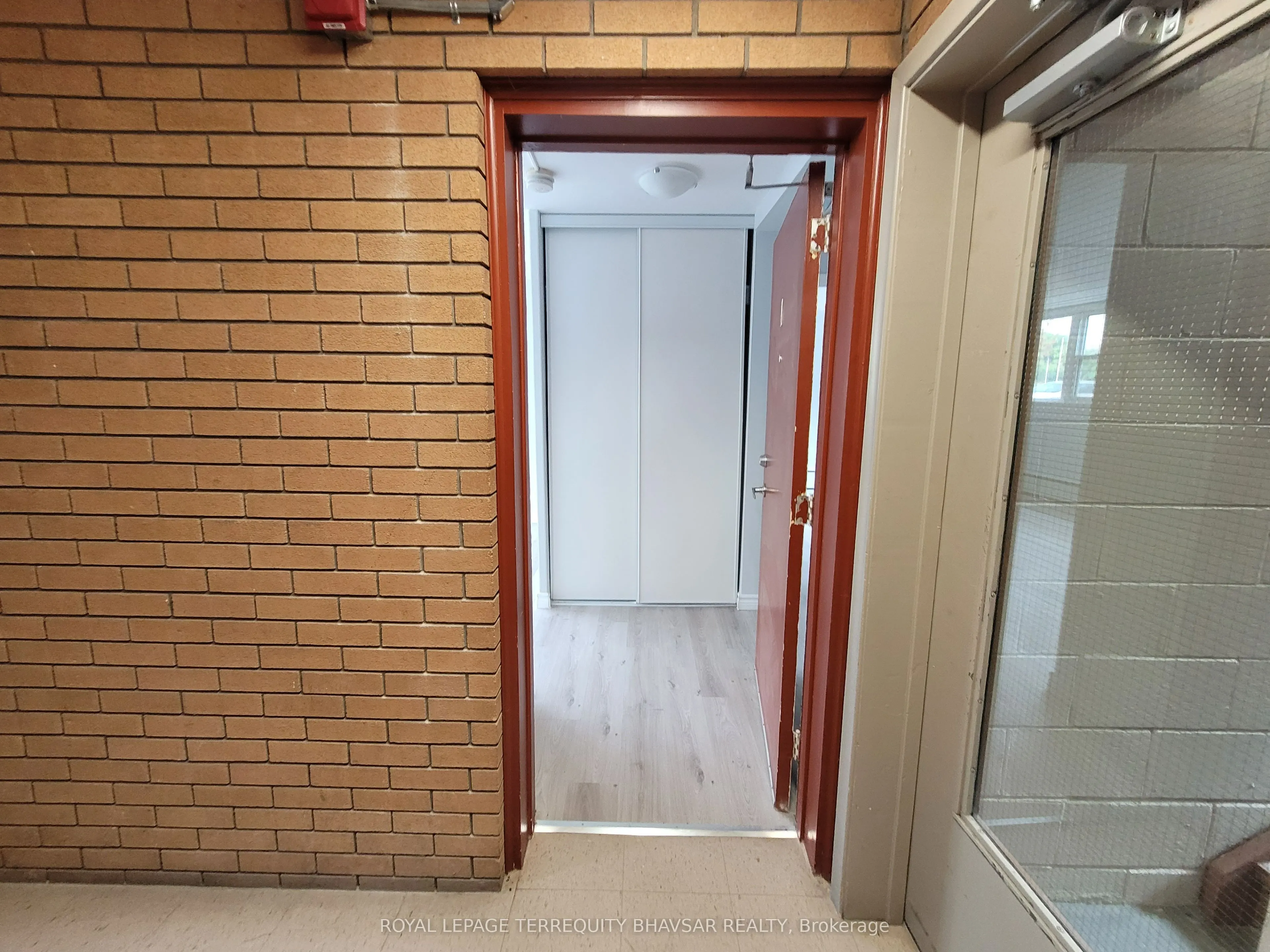 521 Park Street, #1