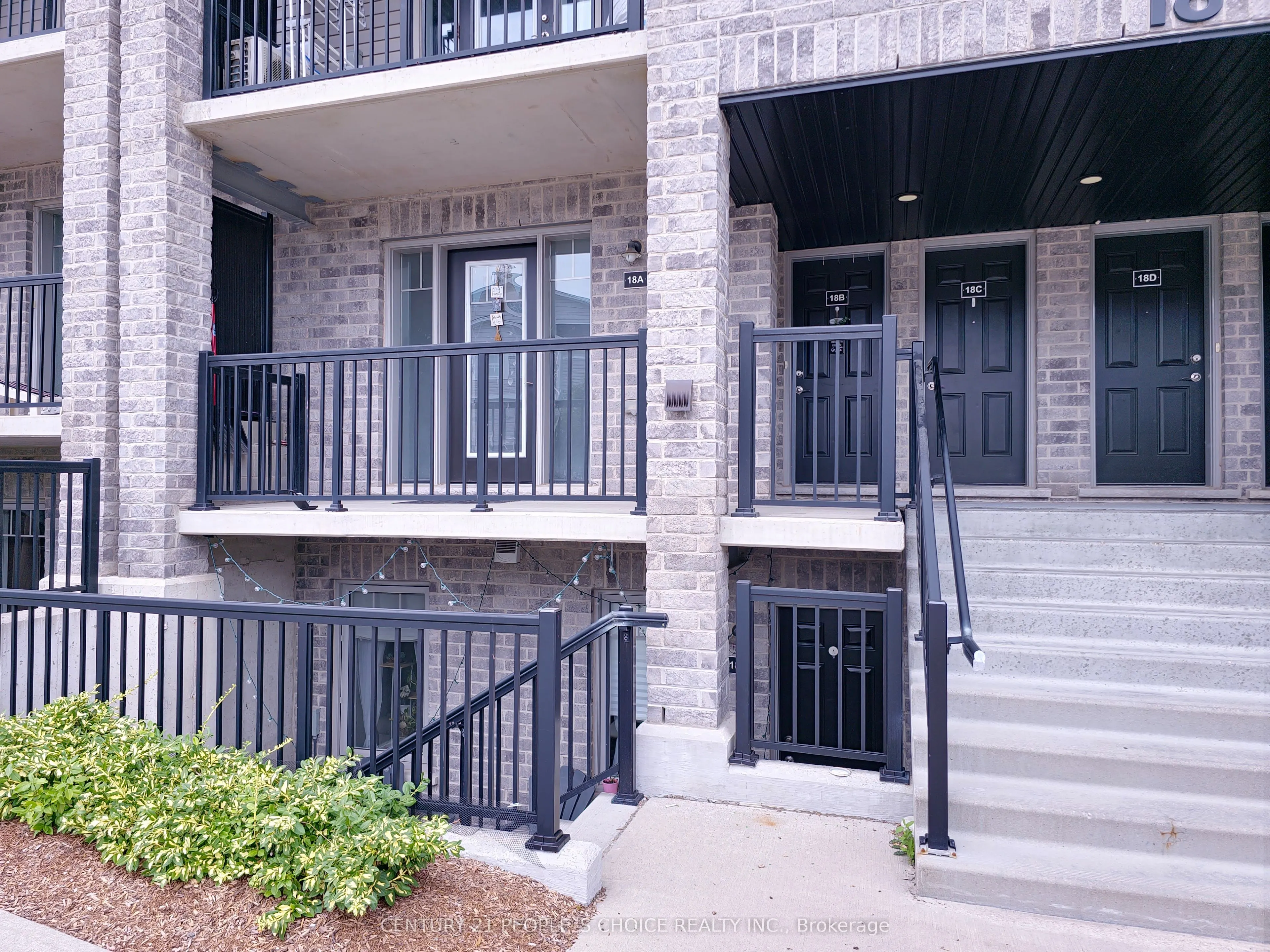 1989 Ottawa Street S, #18A