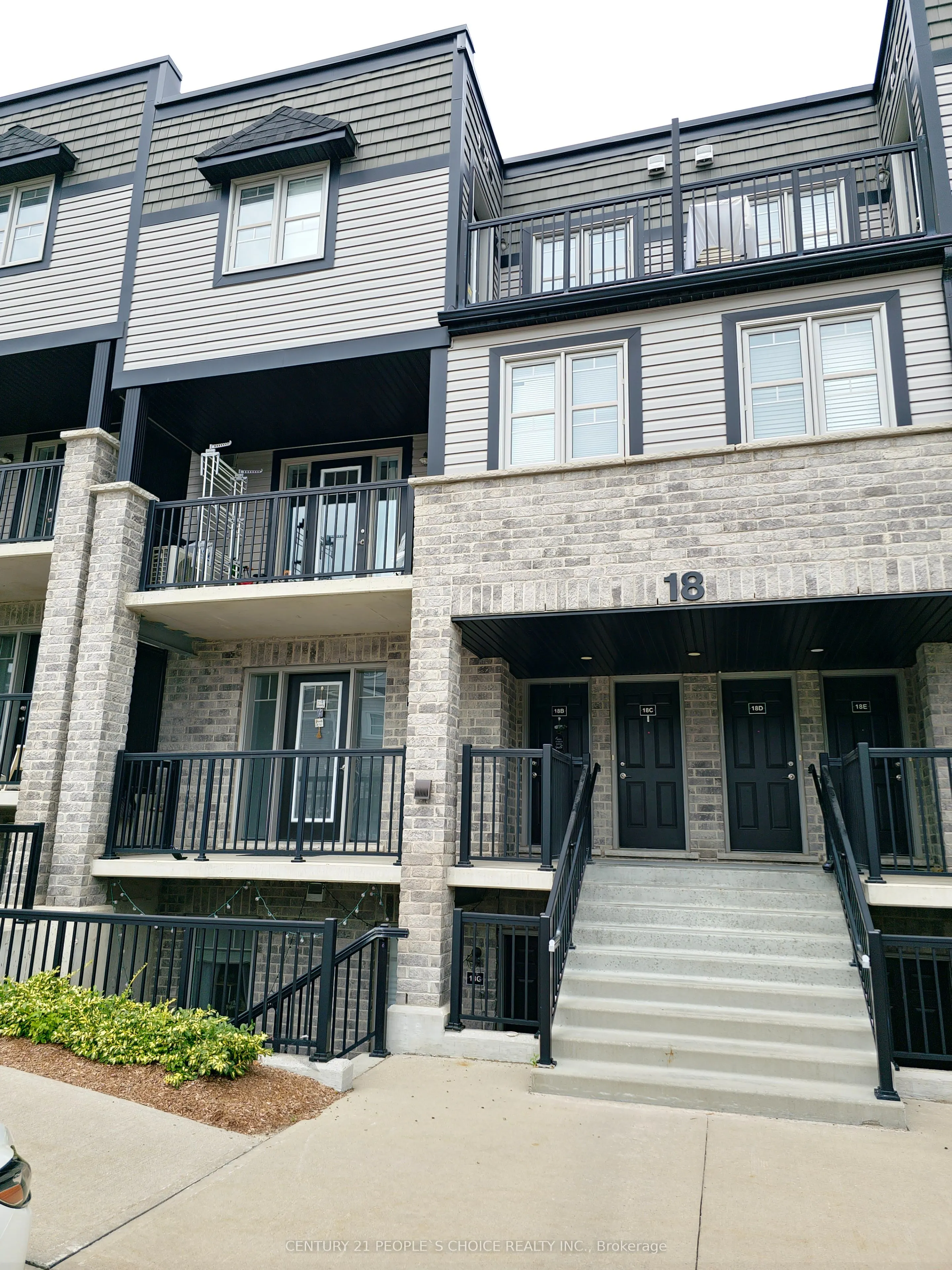 1989 Ottawa Street S, #18A