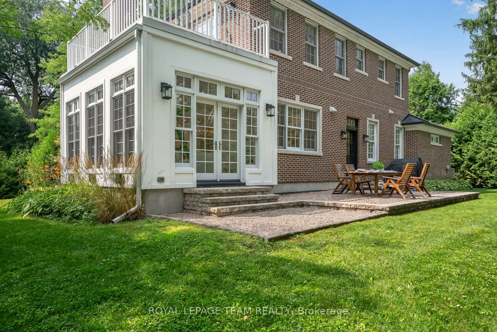 140 Howick Street