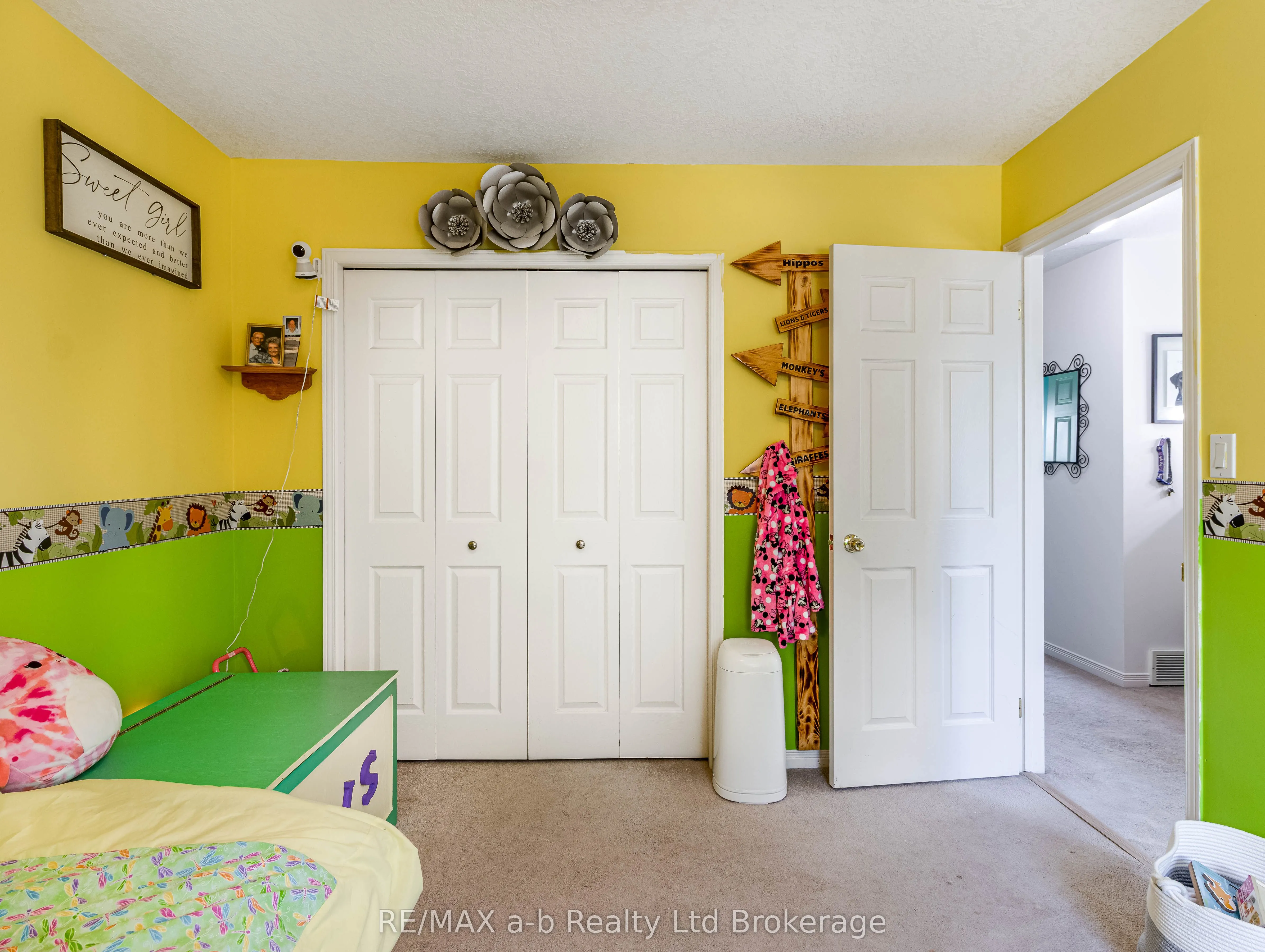 112 Athlone Crescent
