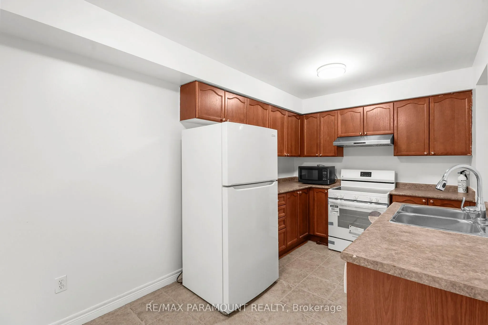 250 Ainslie Street, #71