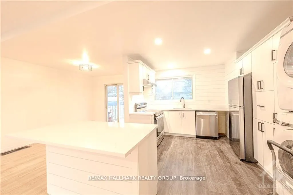 18 MAJESTIC Drive, #A