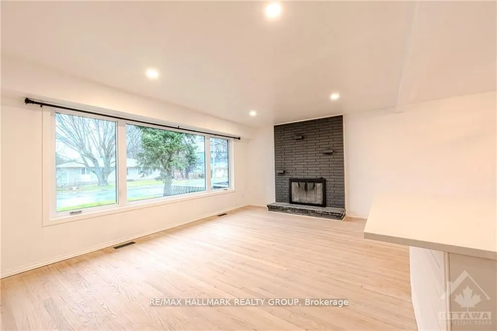 18 MAJESTIC Drive, #A