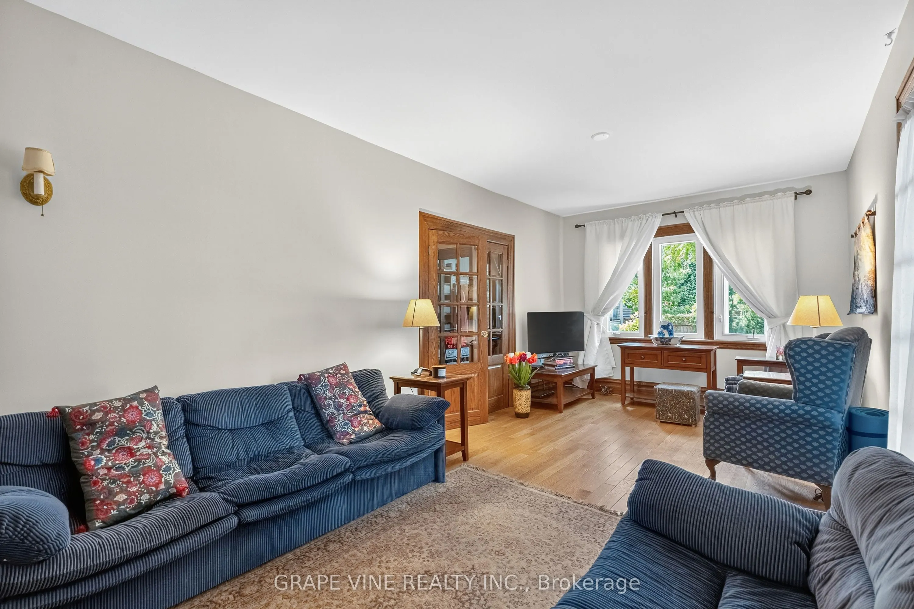 65 Bristol Avenue