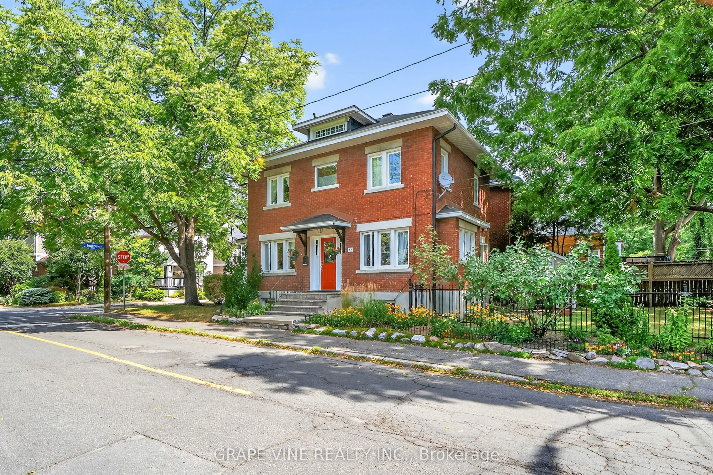 65 Bristol Avenue