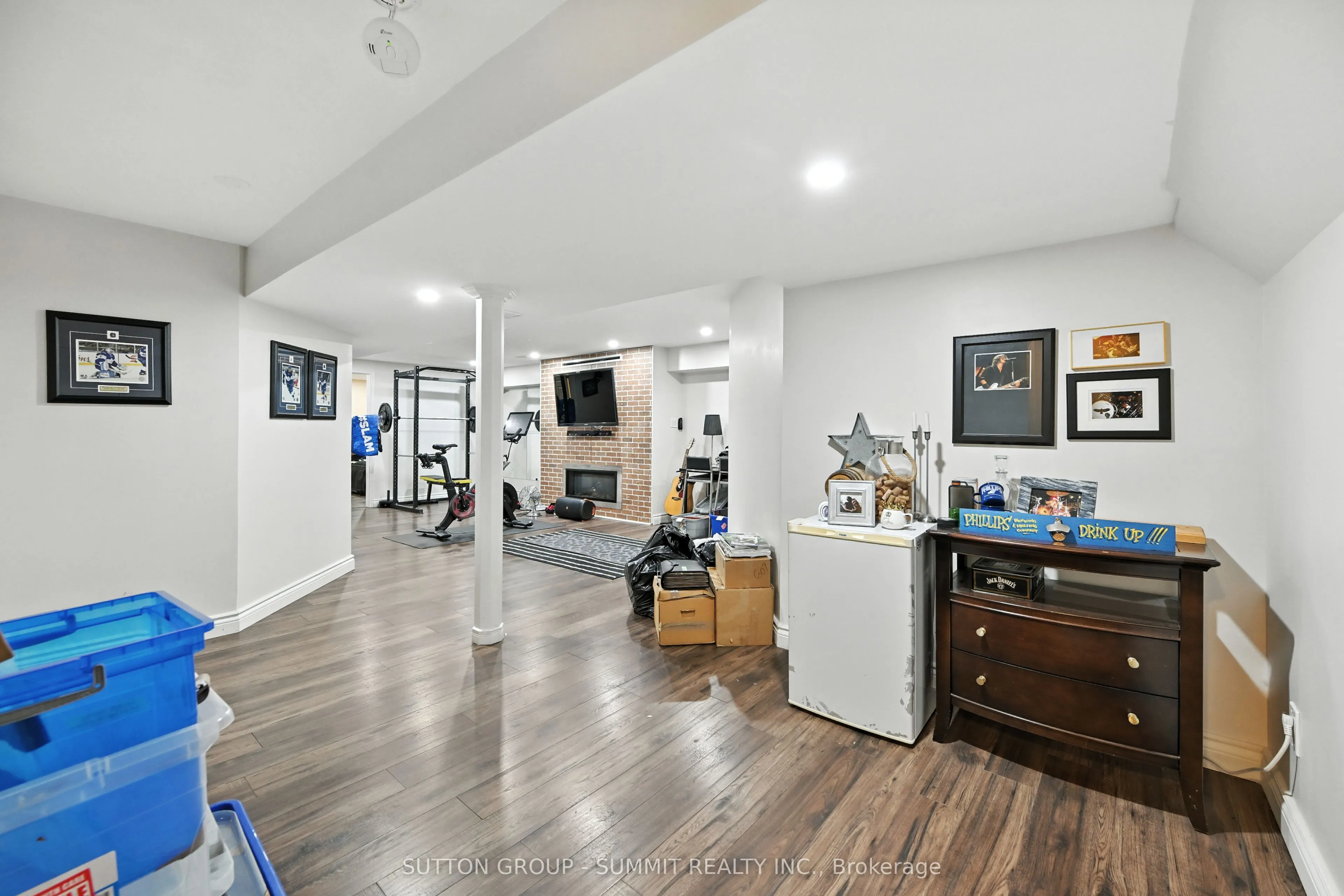 515 North Service Road, #49
