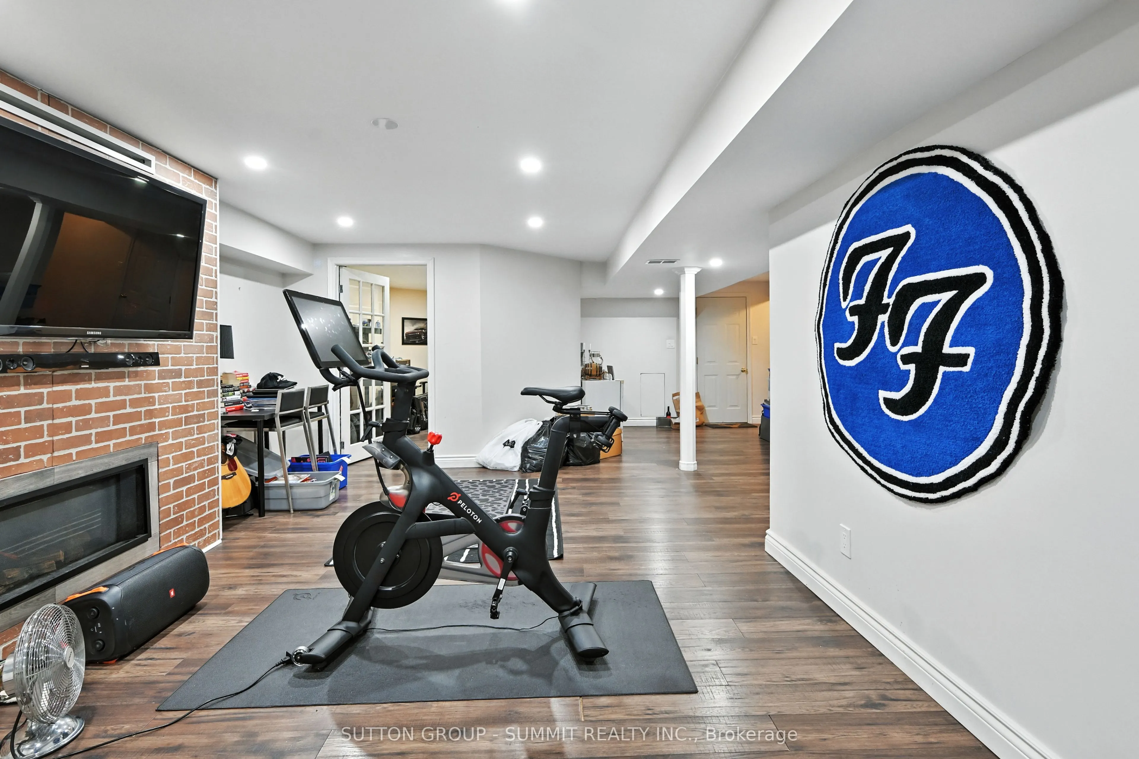 515 North Service Road, #49